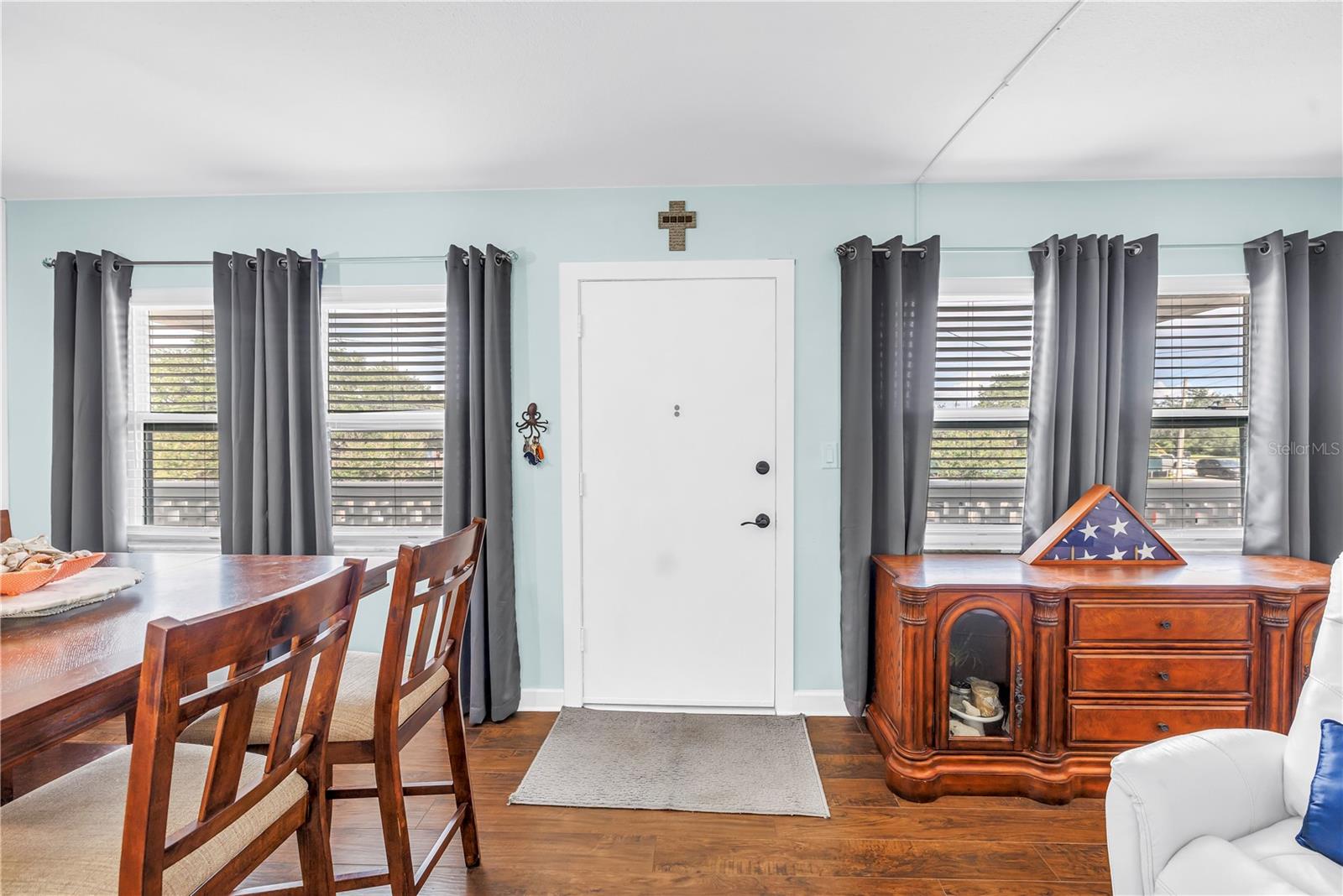 7770 DR MARTIN LUTHER KING JR STREET N 203