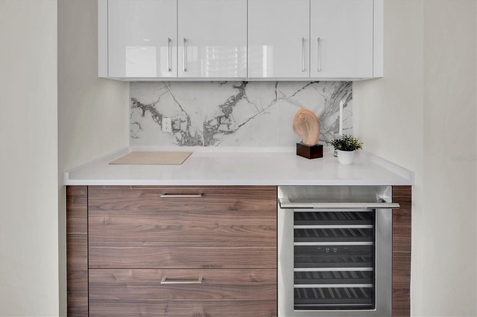 SALTAIRE CONDO - Residential