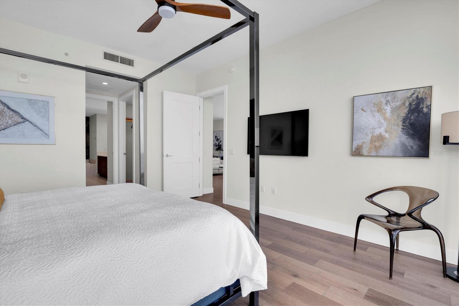 SALTAIRE CONDO - Residential