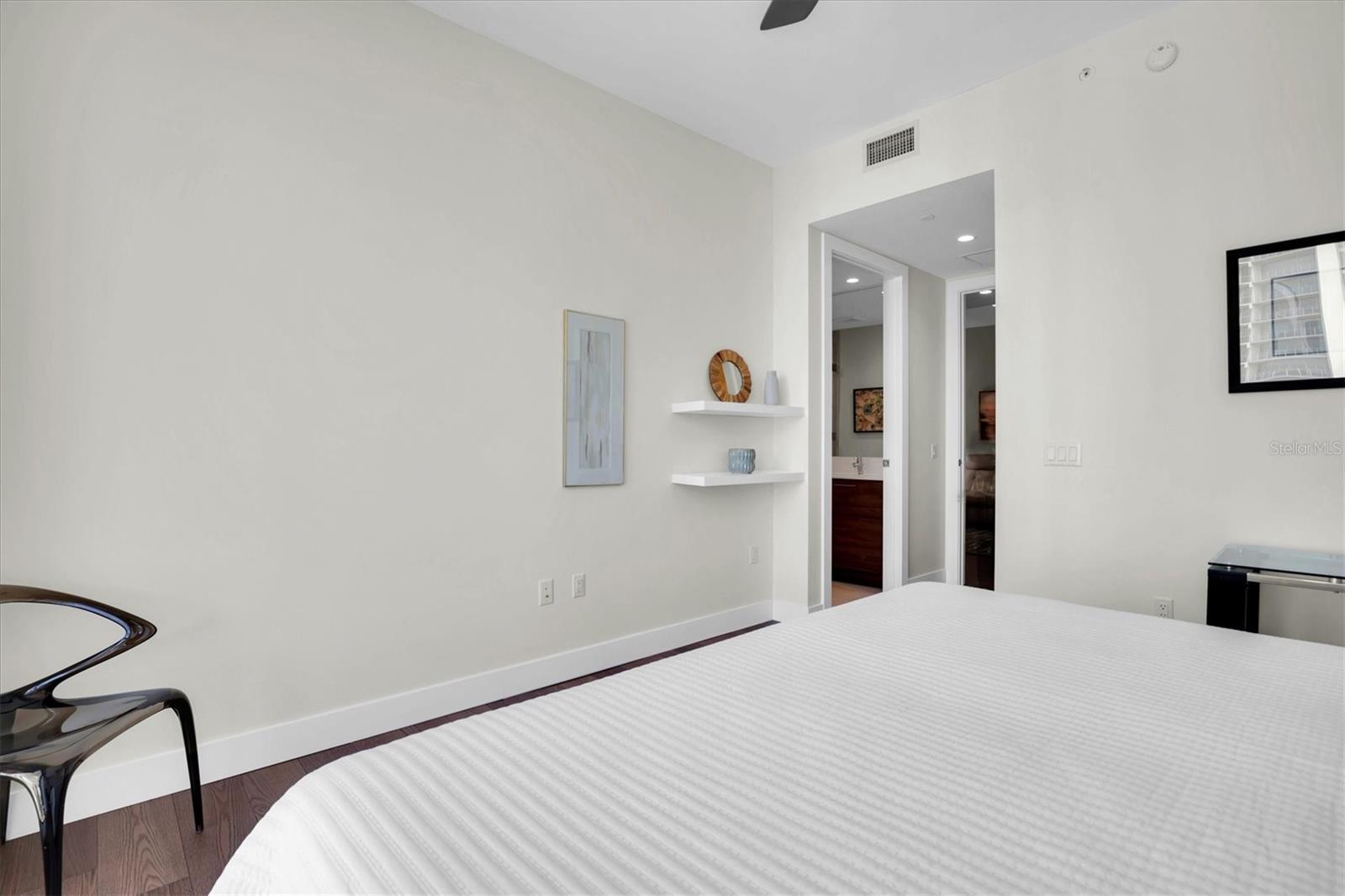 SALTAIRE CONDO - Residential