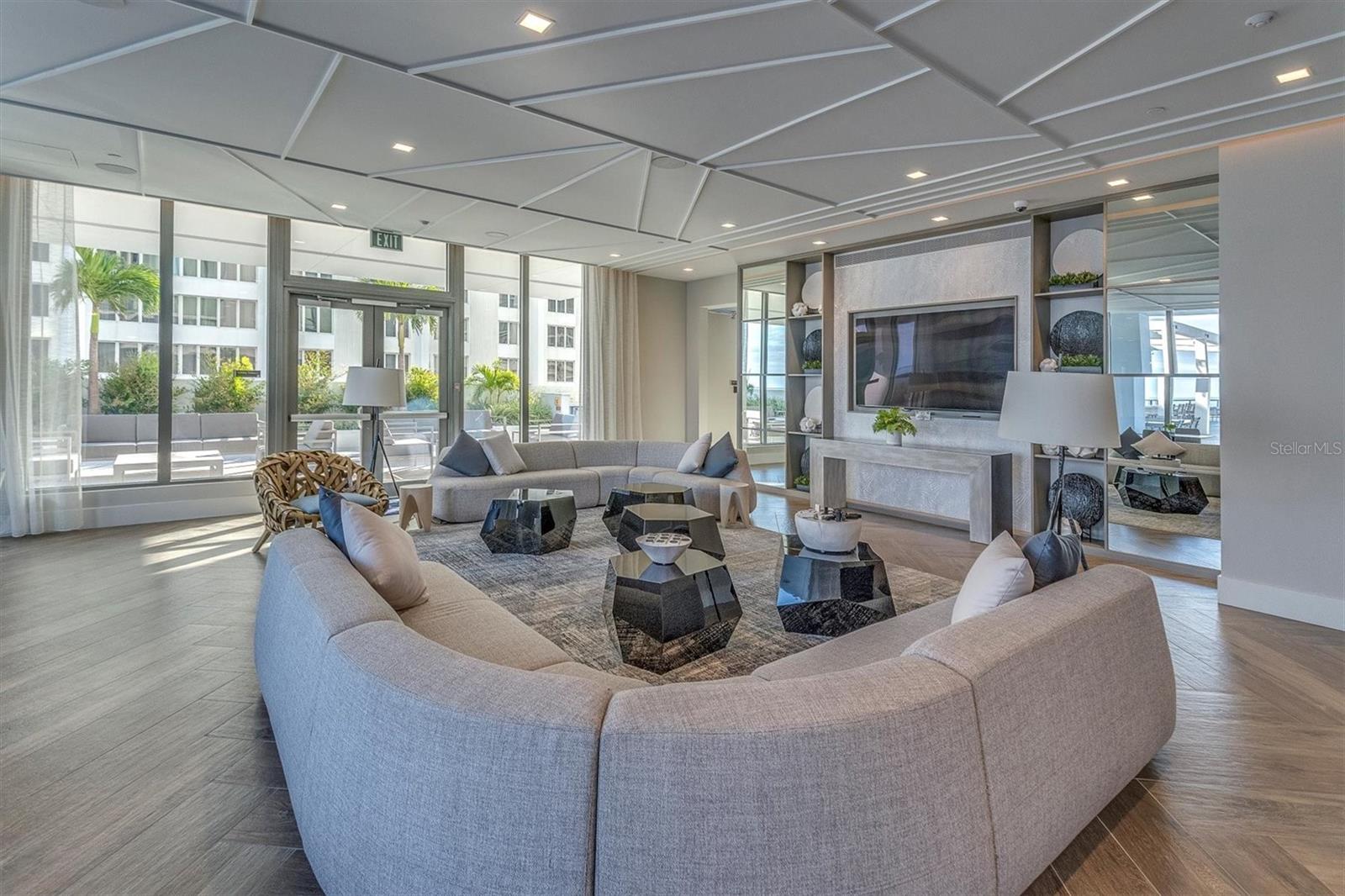 SALTAIRE CONDO - Residential