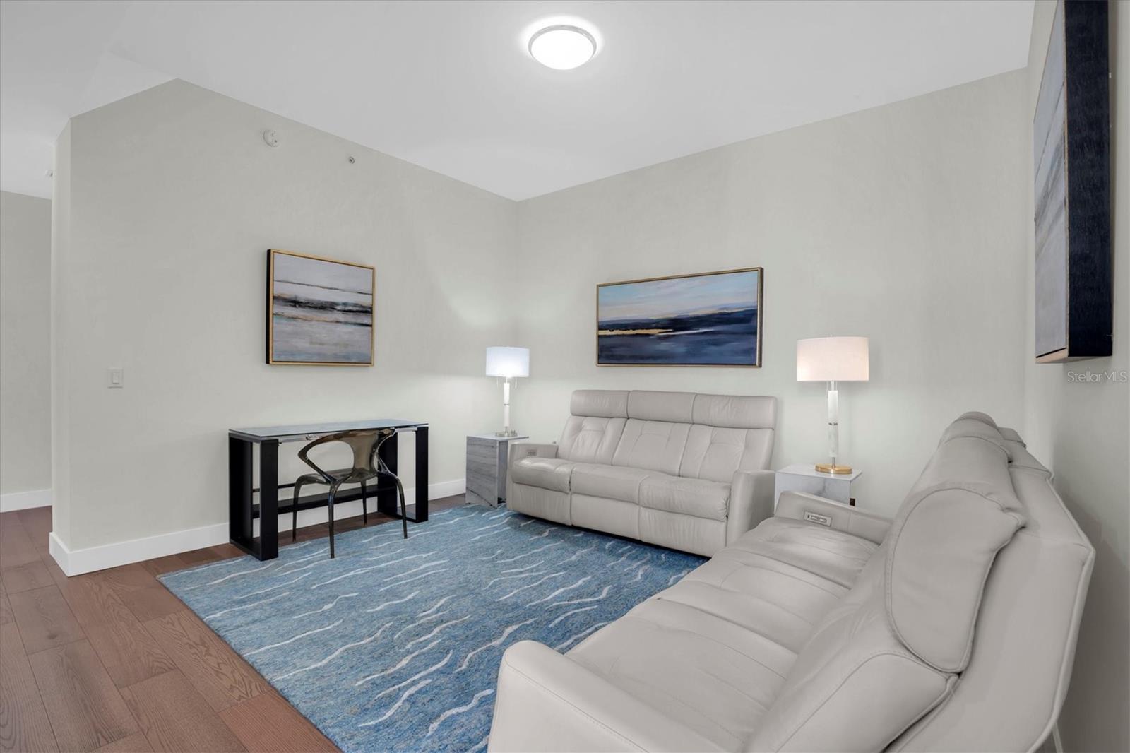 SALTAIRE CONDO - Residential