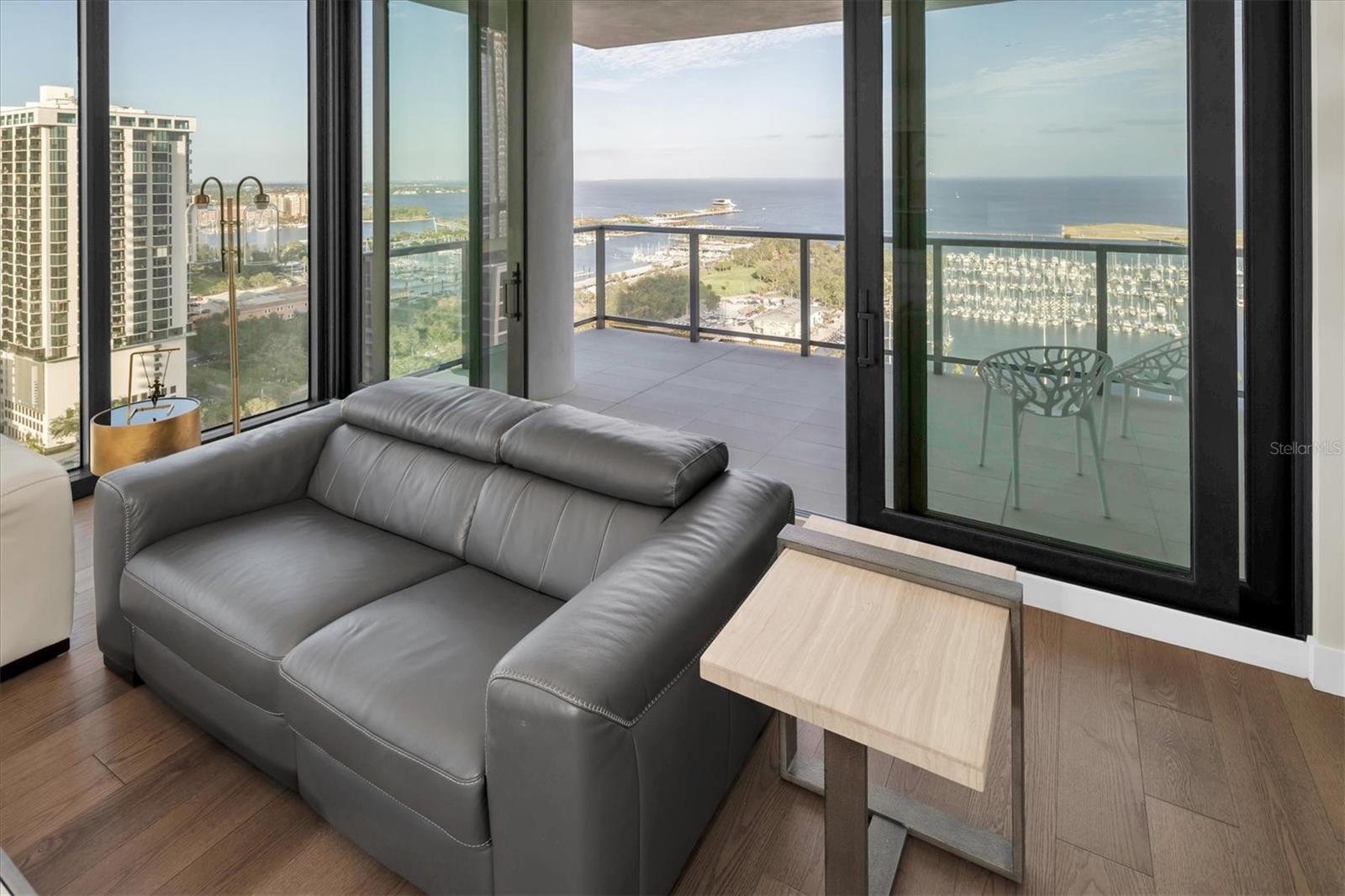 SALTAIRE CONDO - Residential