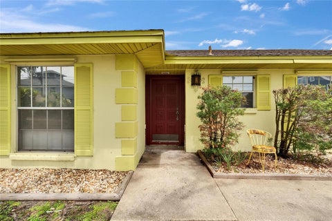 814 Seabreeze Drive, Ruskin, FL 33570