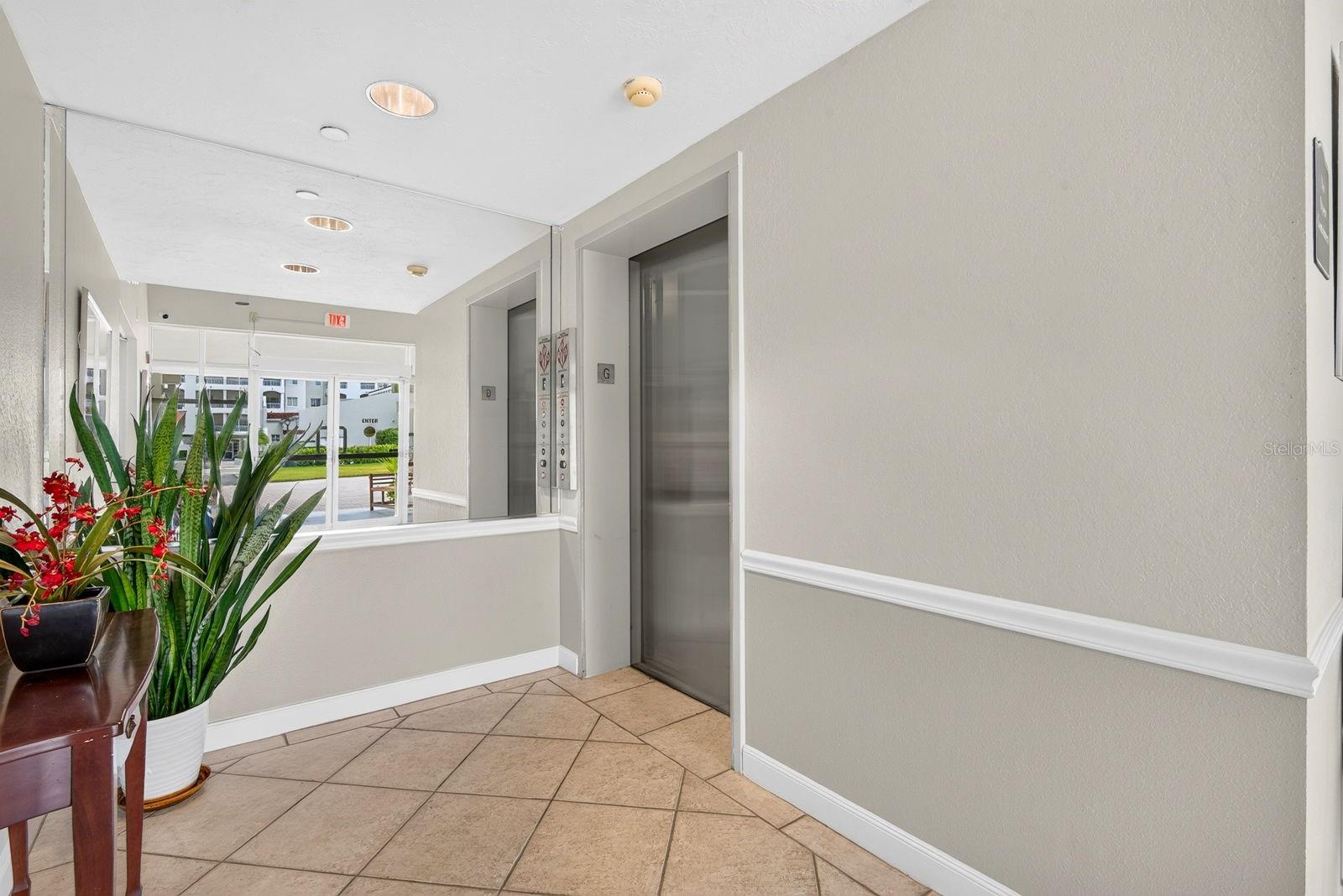 3731 SARASOTA SQUARE BOULEVARD 205D