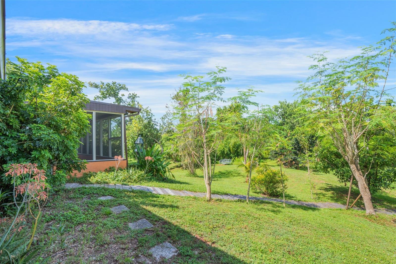 CEDAR HOLLOW - Residential