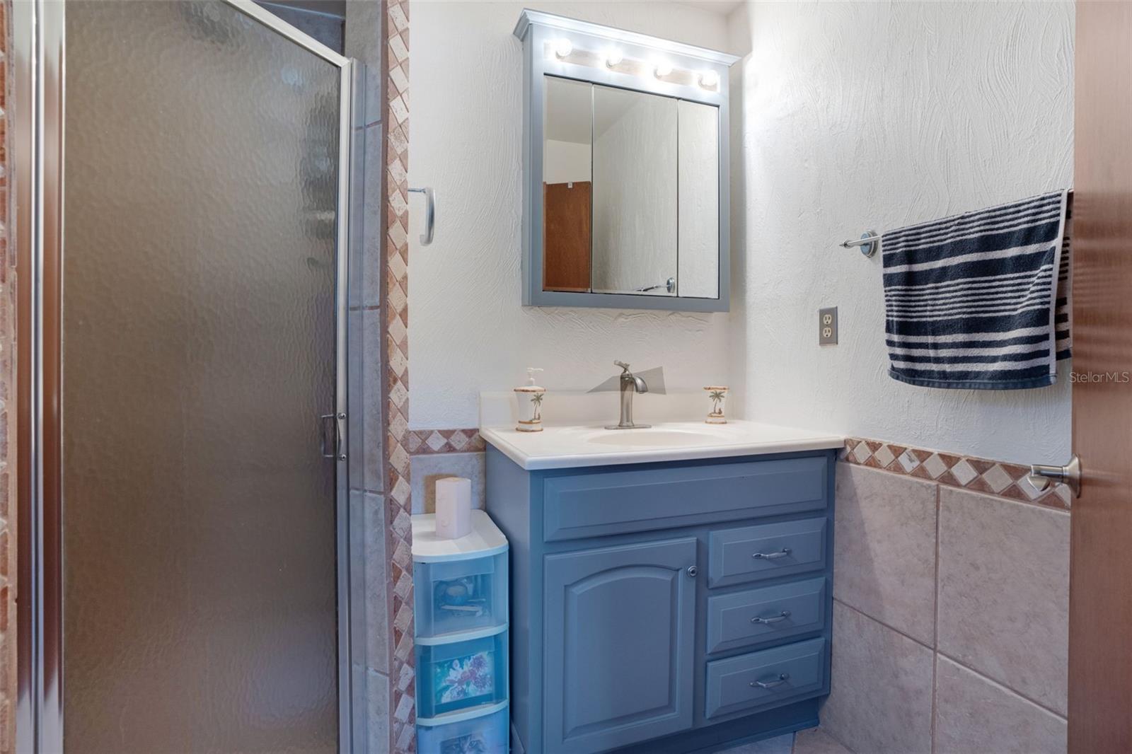 CEDAR HOLLOW - Residential