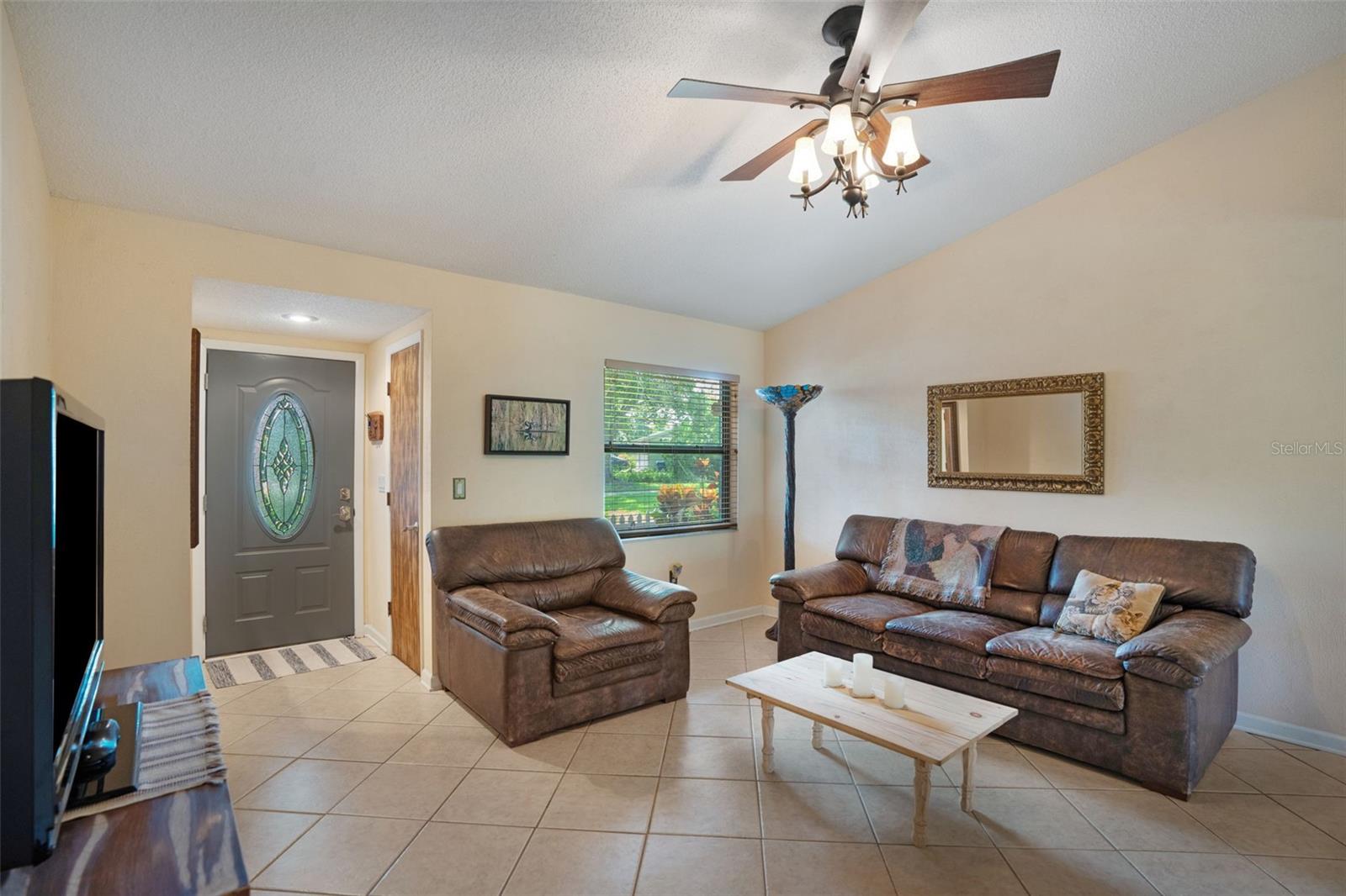 CEDAR HOLLOW - Residential