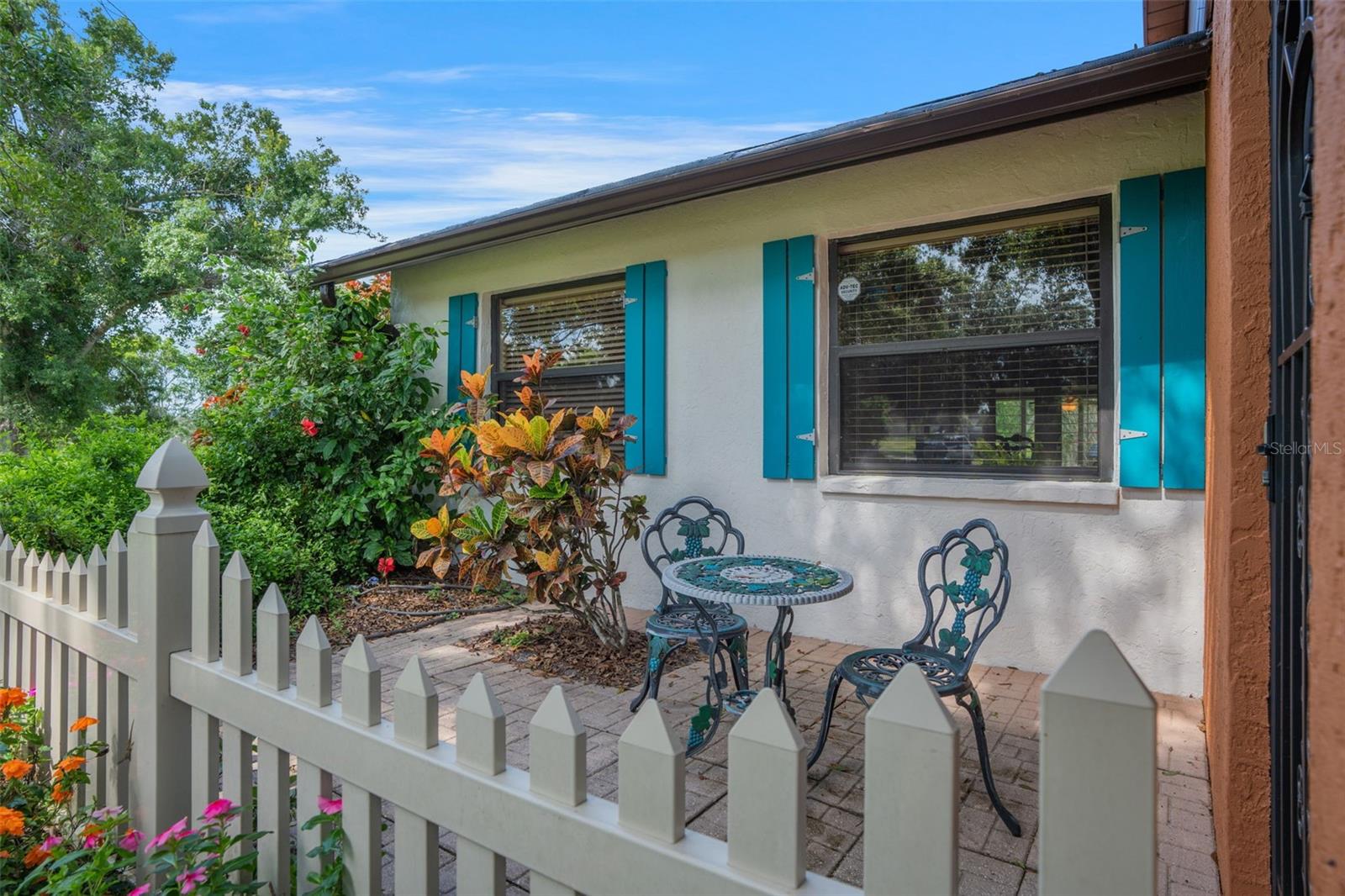 CEDAR HOLLOW - Residential