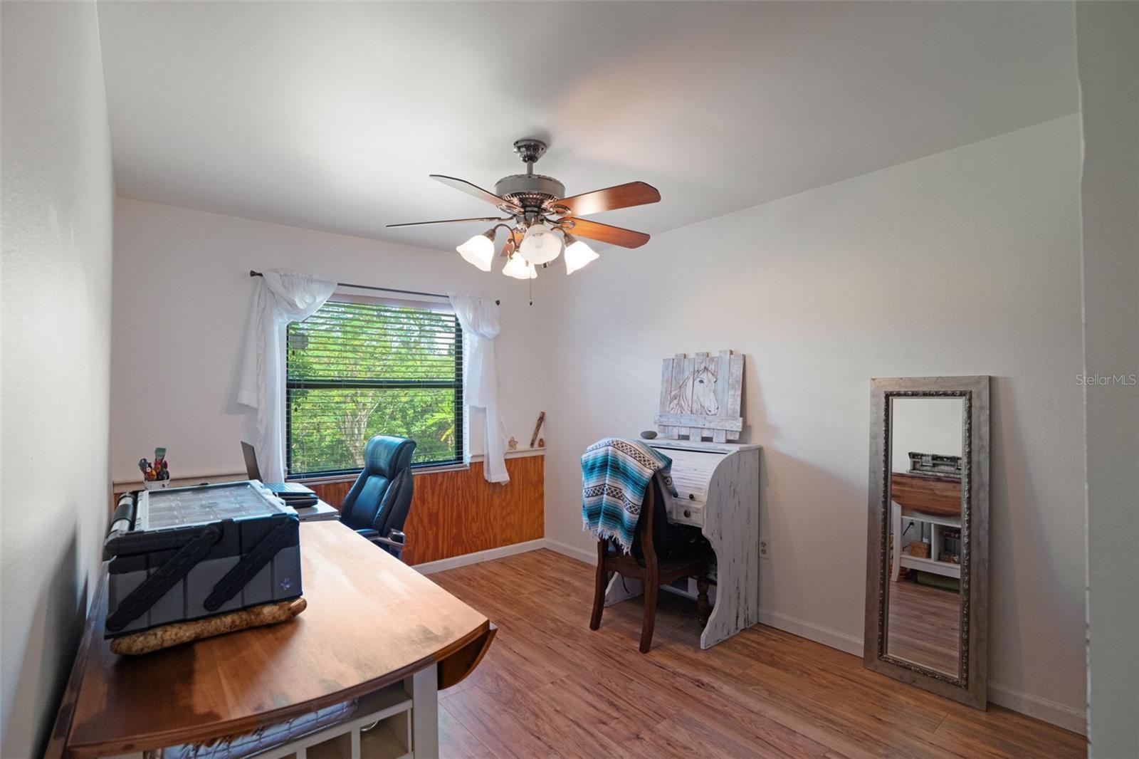 CEDAR HOLLOW - Residential