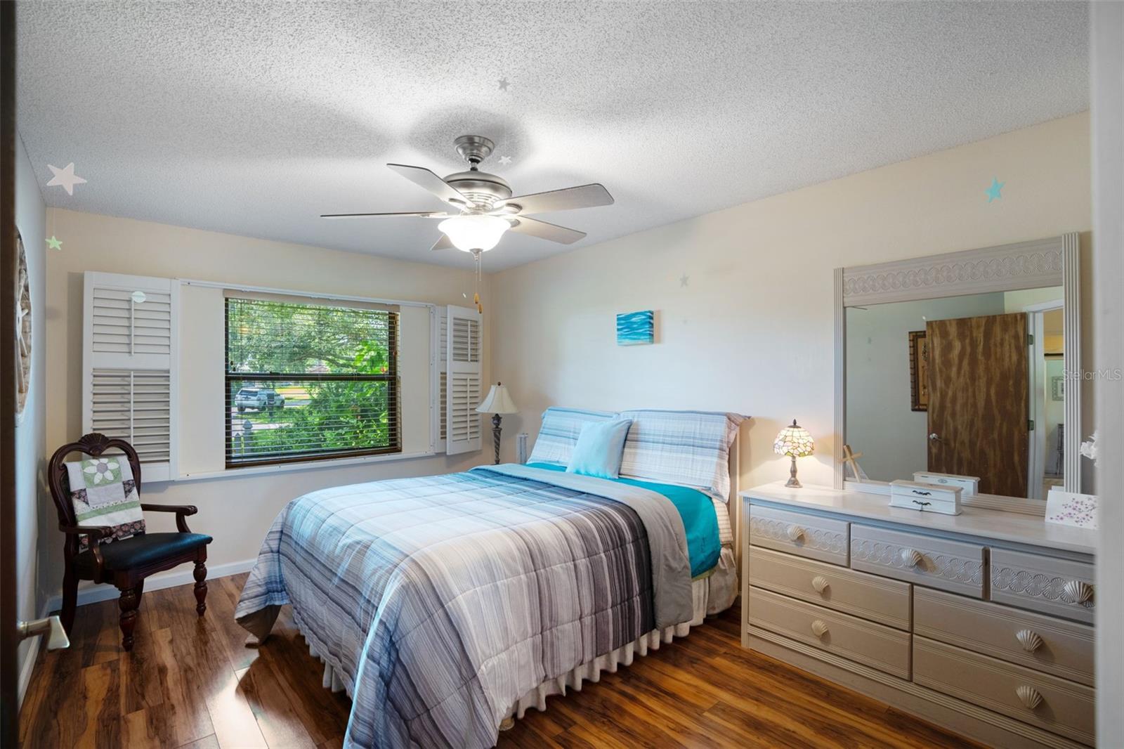 CEDAR HOLLOW - Residential