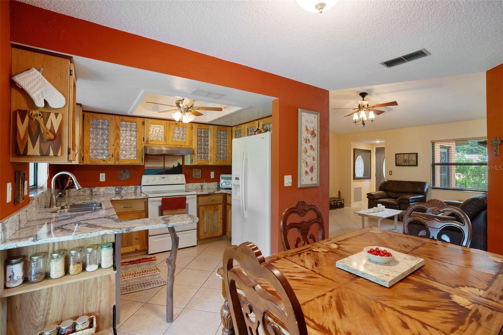 CEDAR HOLLOW - Residential