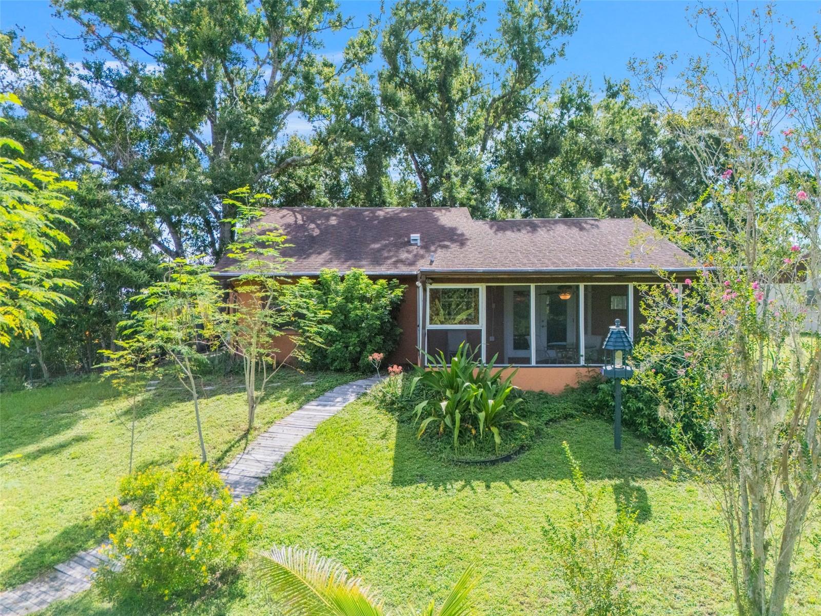 CEDAR HOLLOW - Residential