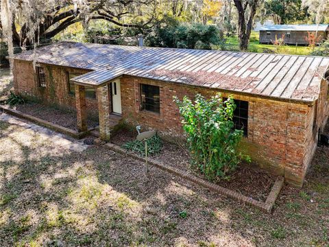 Photo of 111 Mulberry Street, Palatka, FL 32177 (MLS # TB8449707)