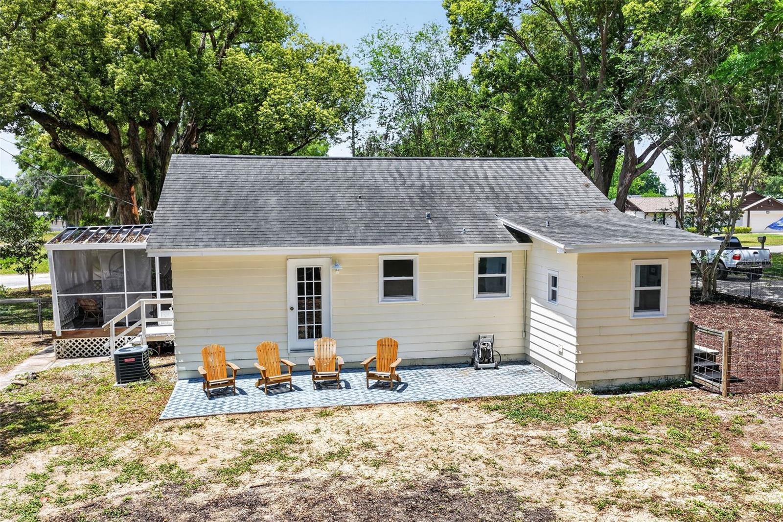 TANGERINE - Residential