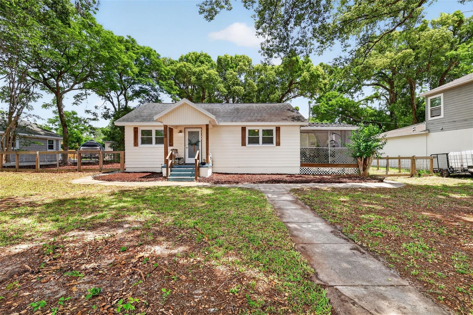 TANGERINE - Residential