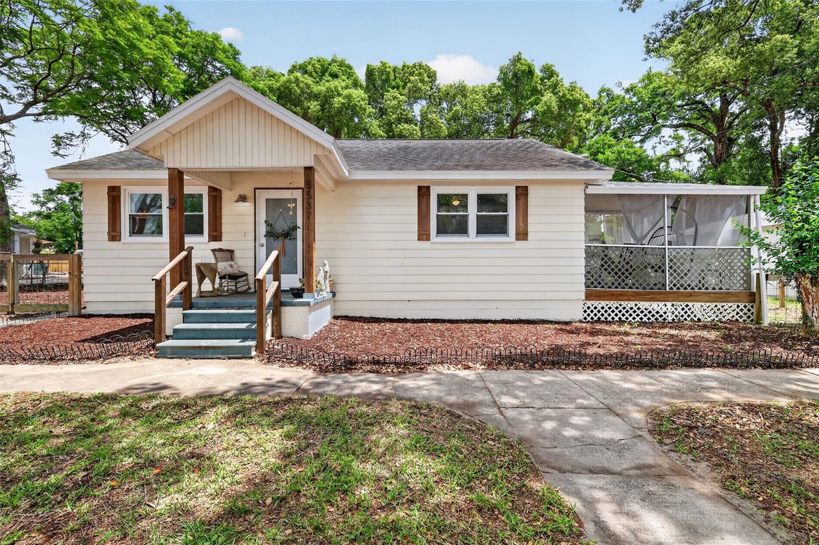 TANGERINE - Residential
