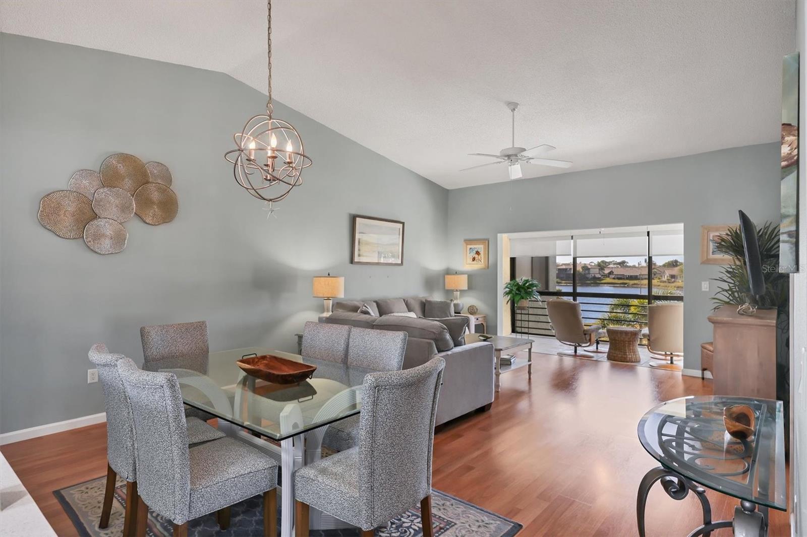 600 CARRIAGE HOUSE LANE 204