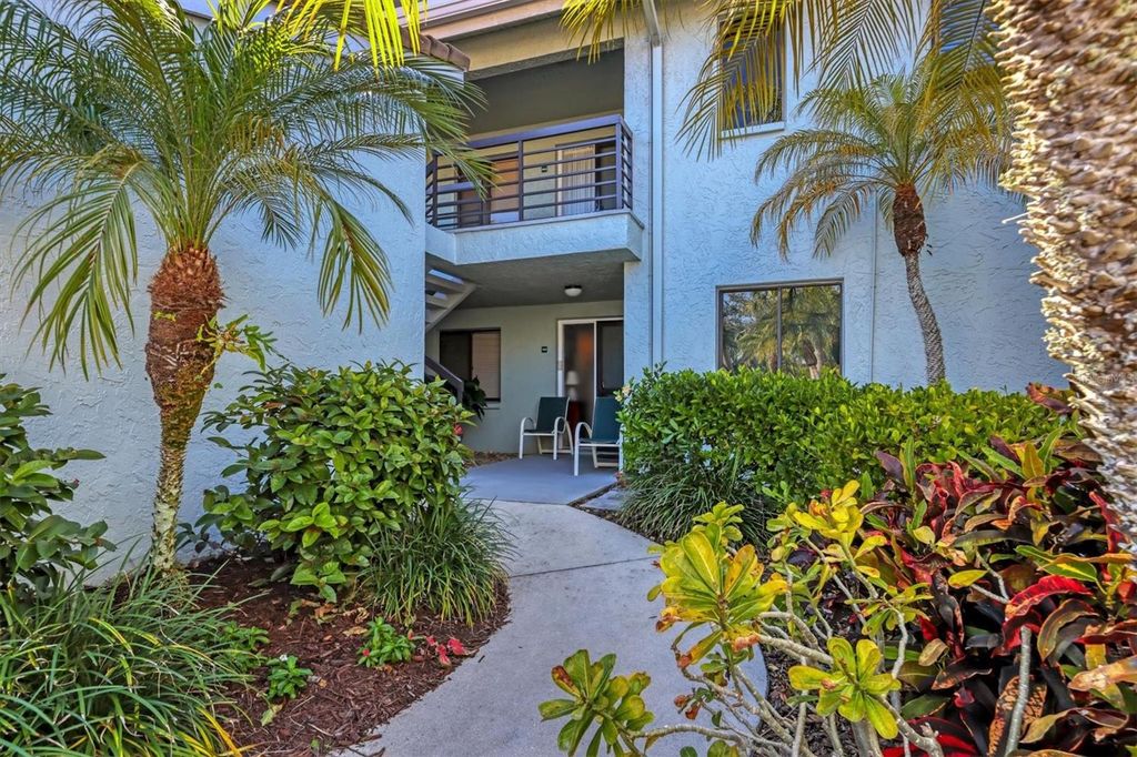 Photo of 600 Carriage House Lane #204, Nokomis, FL 34275 (MLS # A4682127)