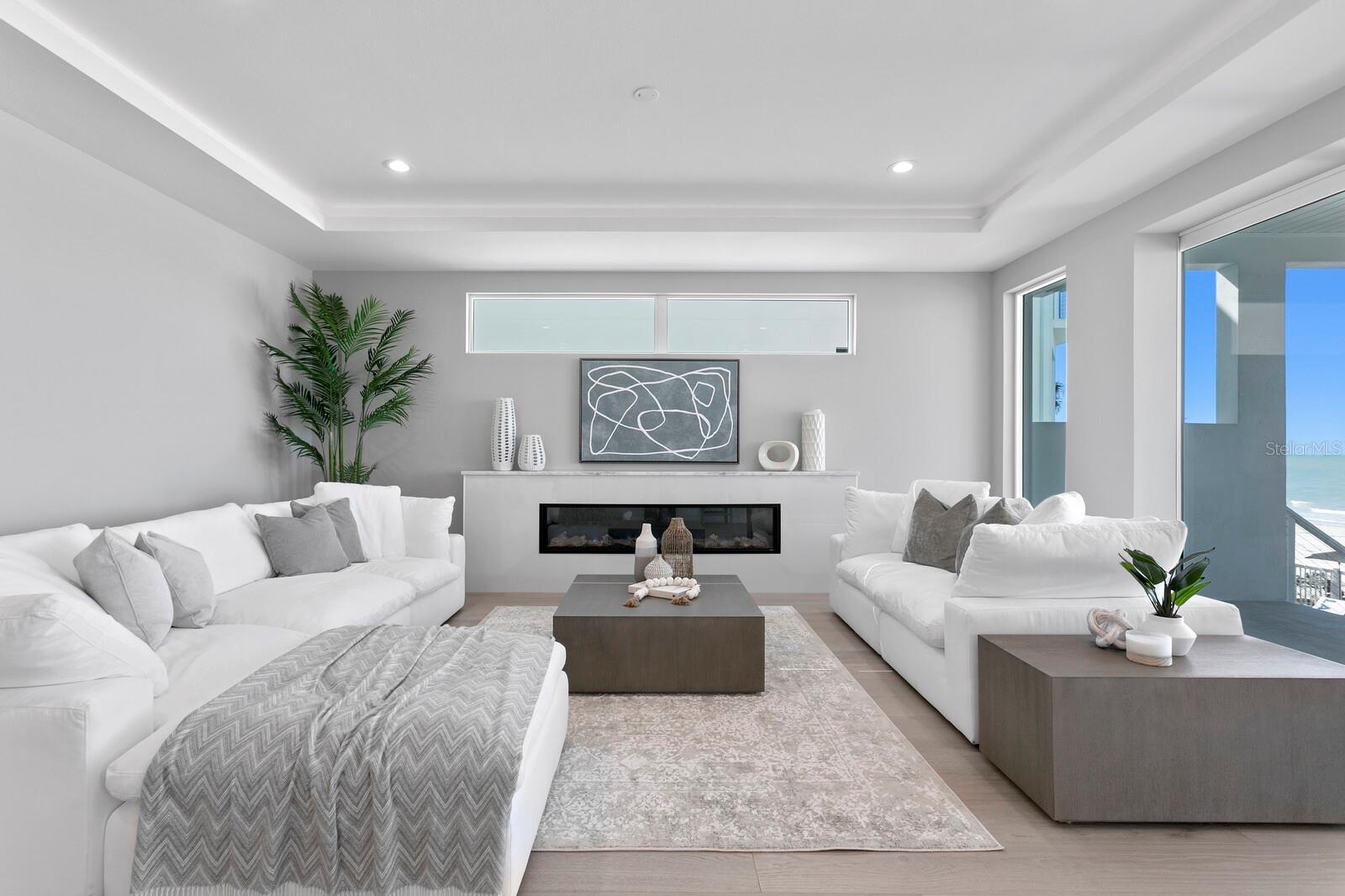 INDIAN ROCKS - Residential