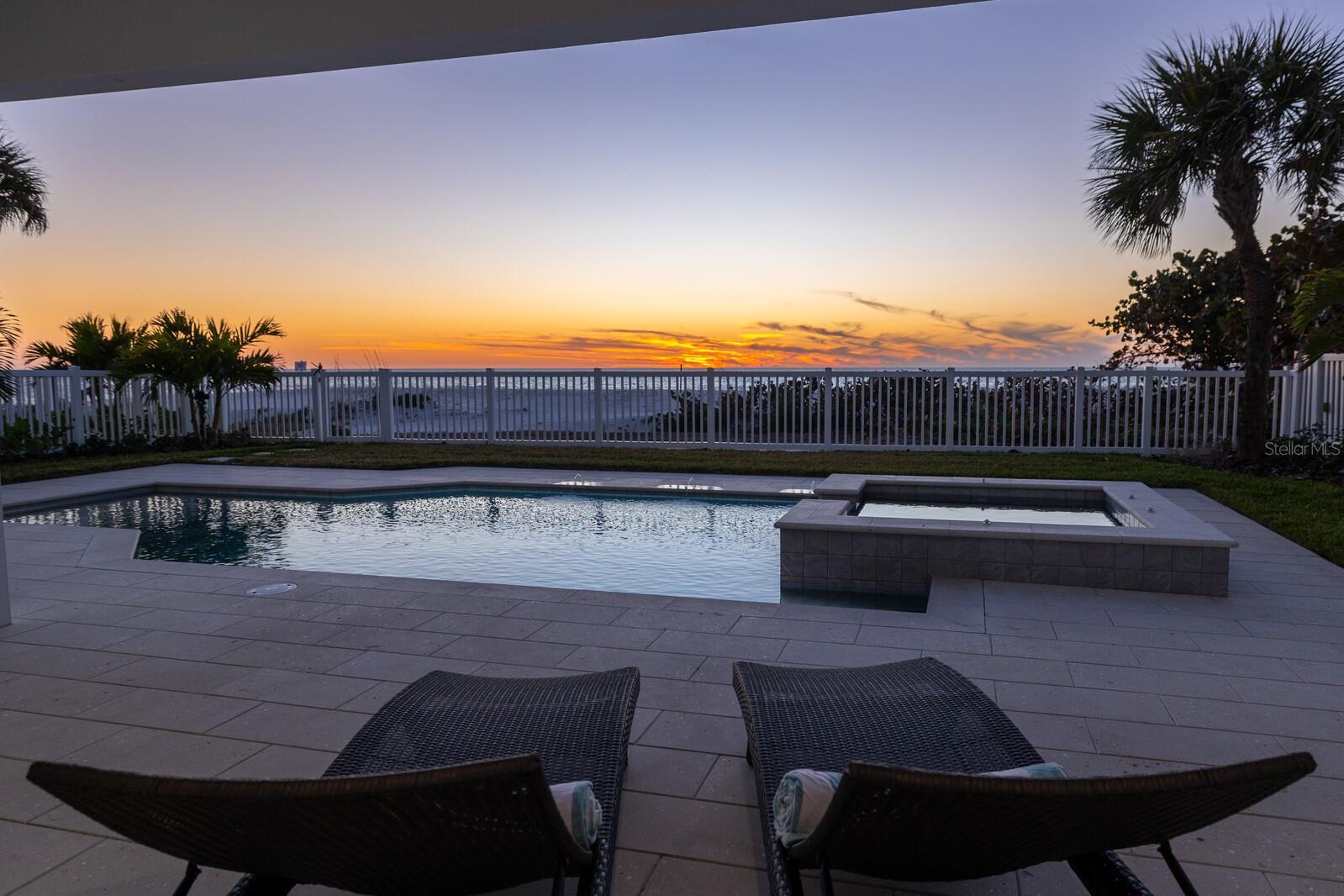 INDIAN ROCKS - Residential