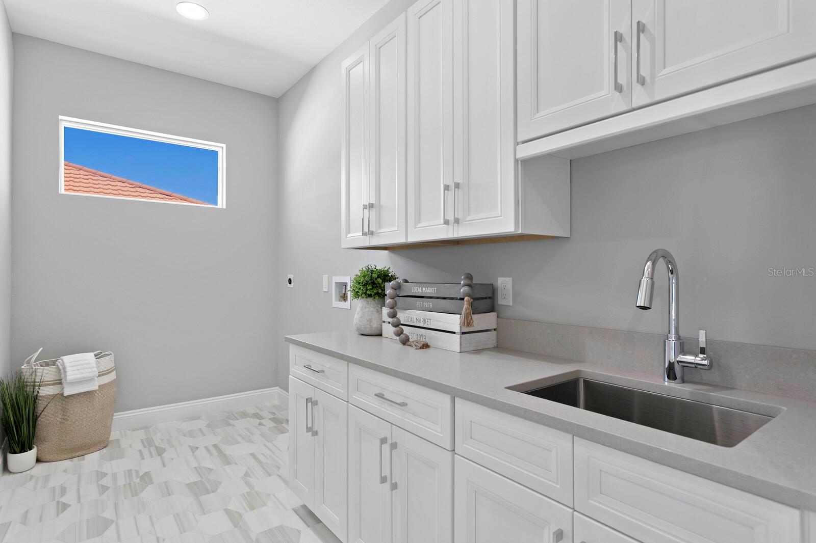 INDIAN ROCKS - Residential