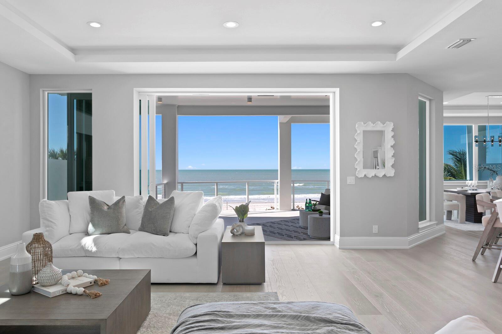 INDIAN ROCKS - Residential