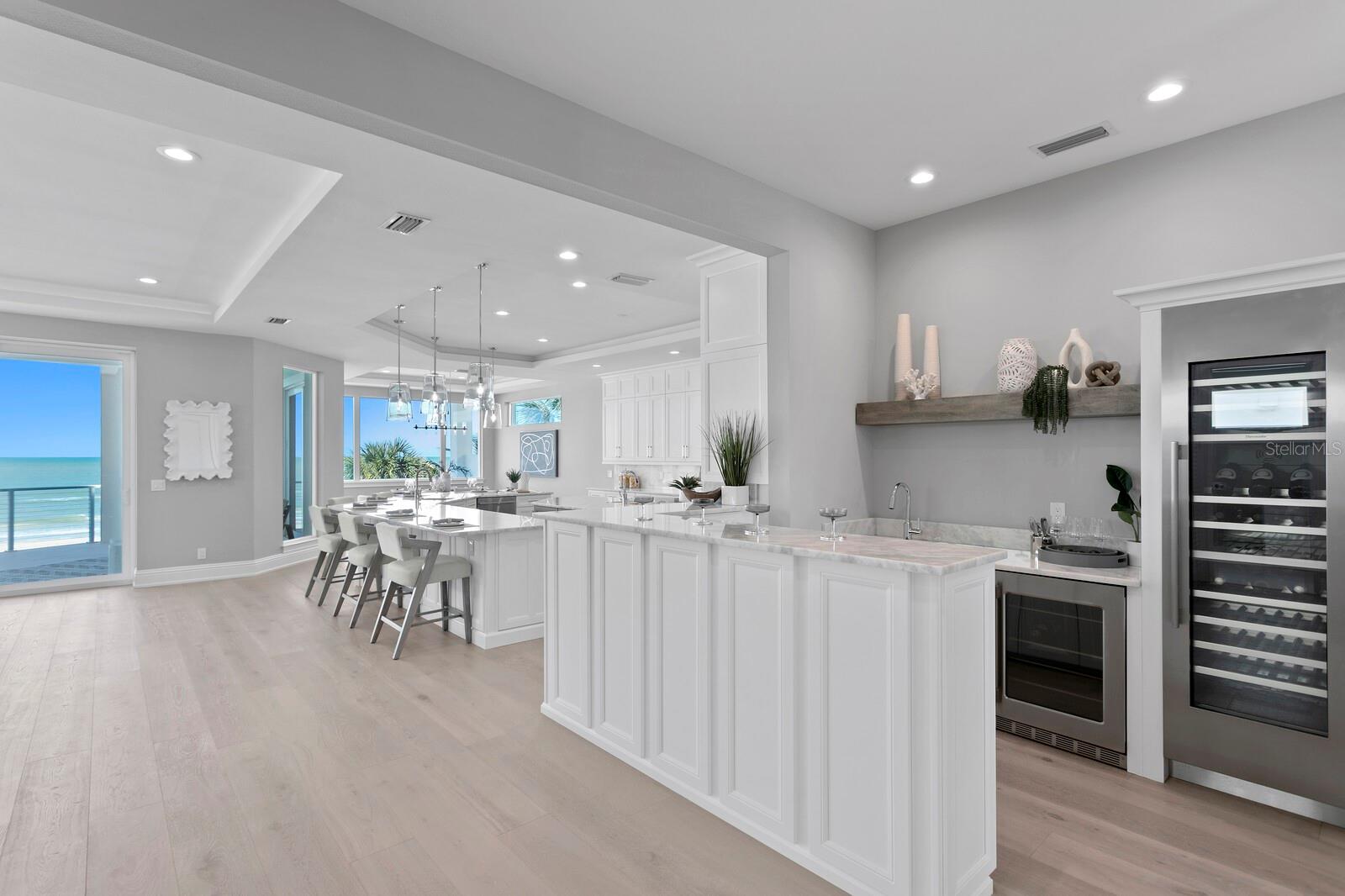 INDIAN ROCKS - Residential