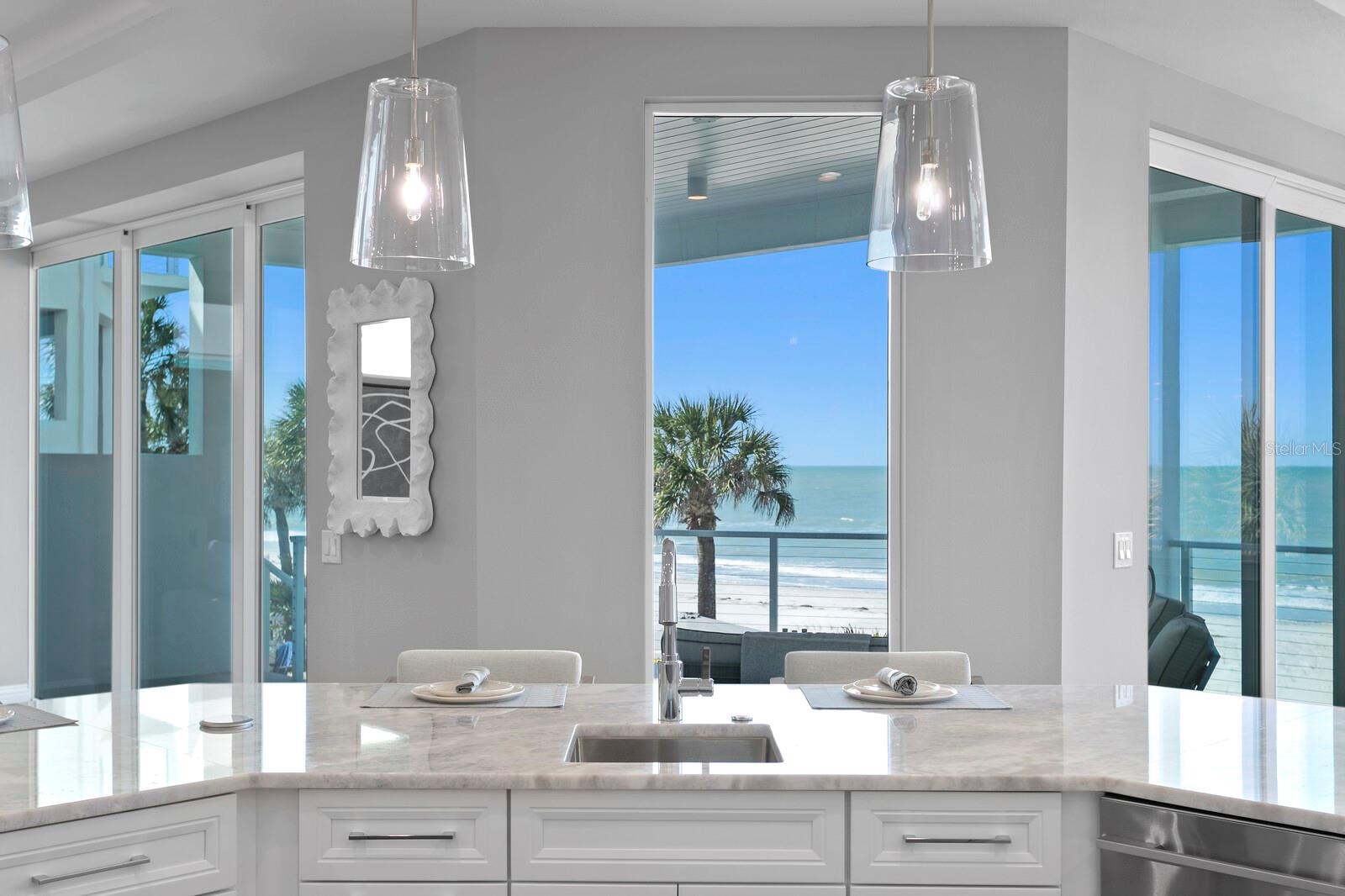 INDIAN ROCKS - Residential