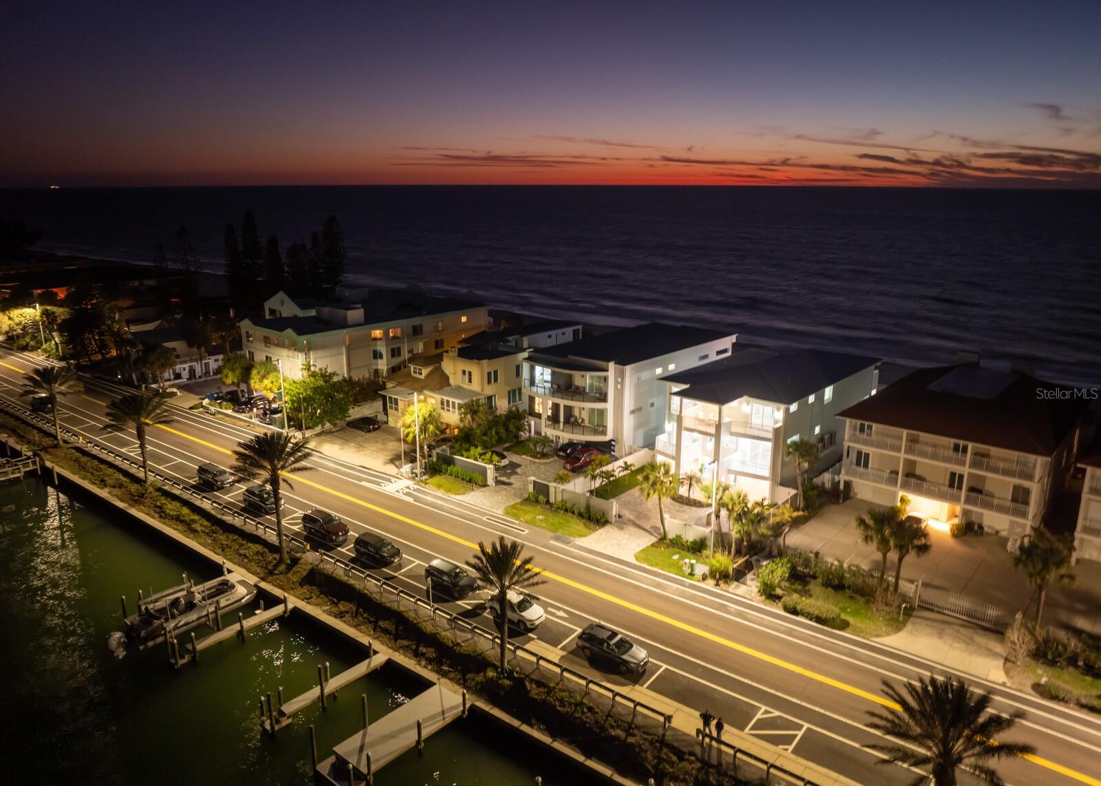 INDIAN ROCKS - Residential