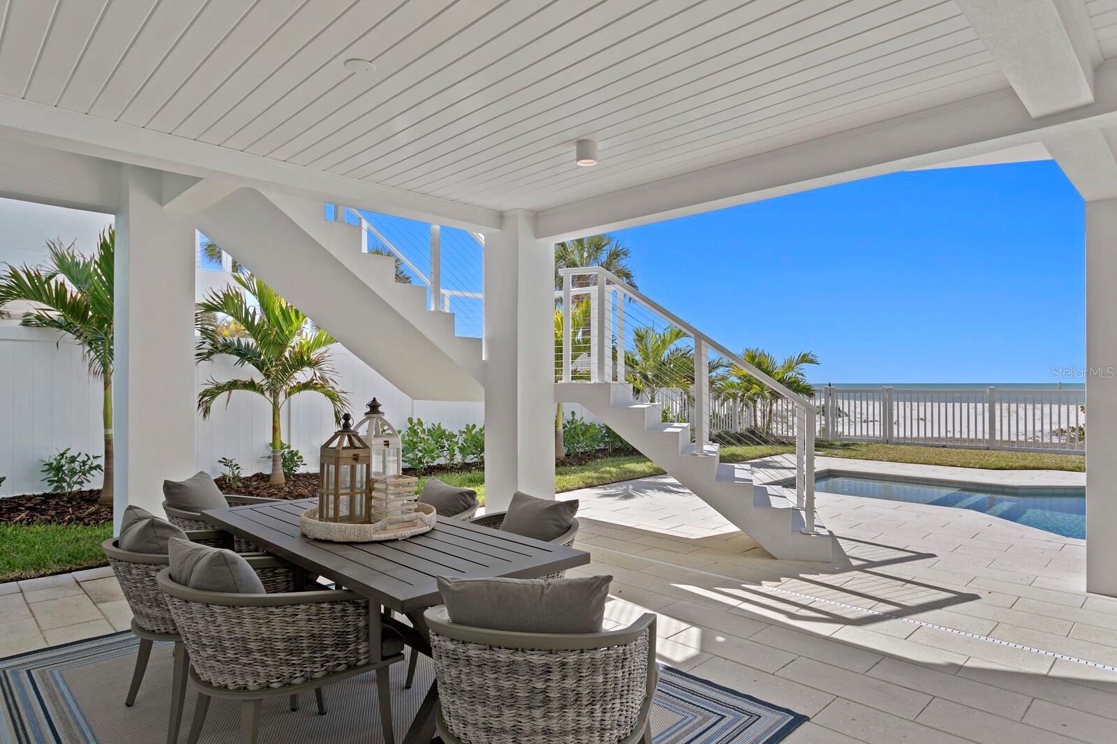 INDIAN ROCKS - Residential