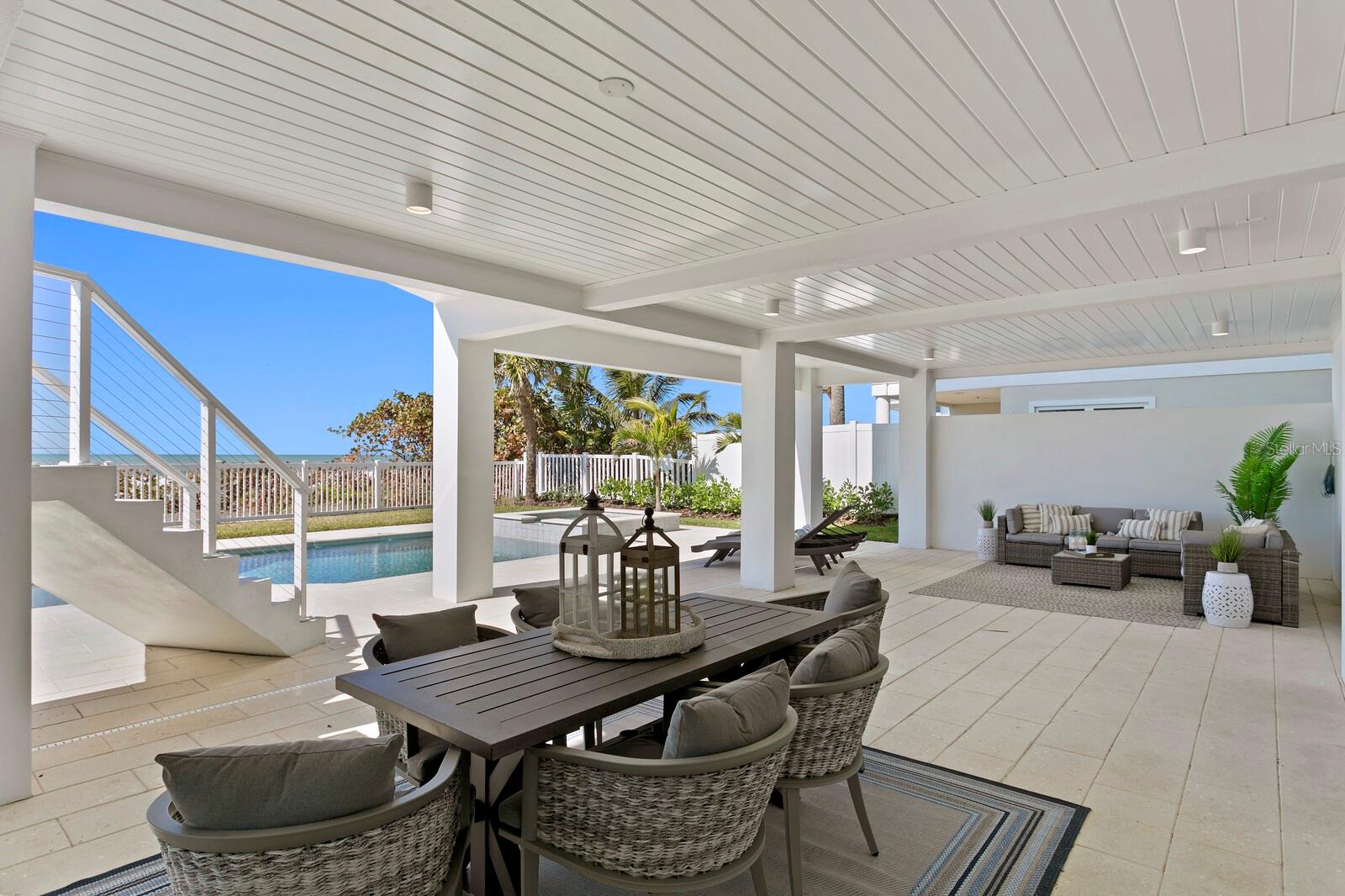 INDIAN ROCKS - Residential