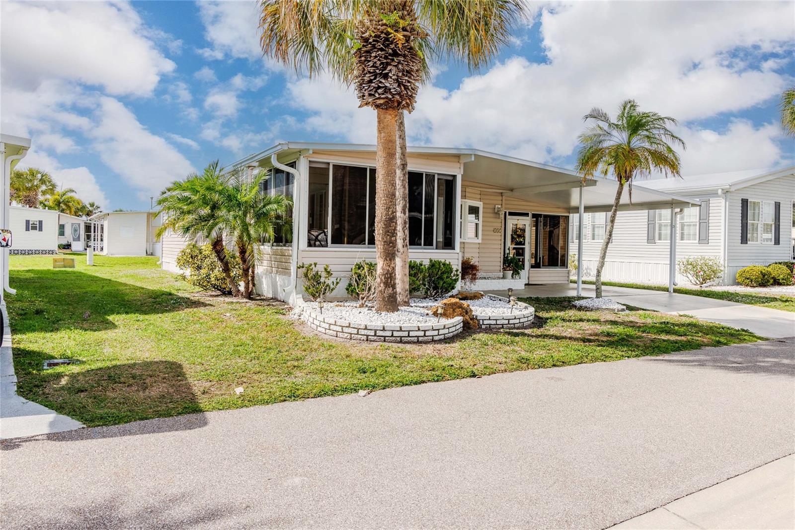 MAPLE LEAF ESTATES - Residential