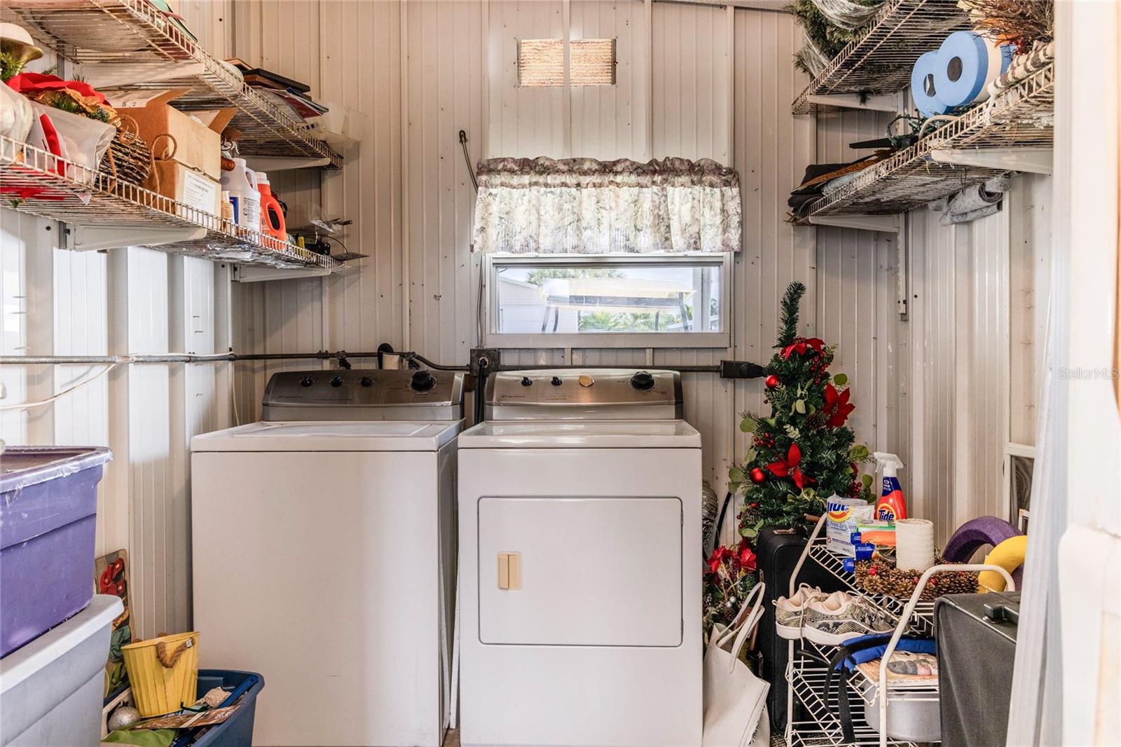 MAPLE LEAF ESTATES - Residential