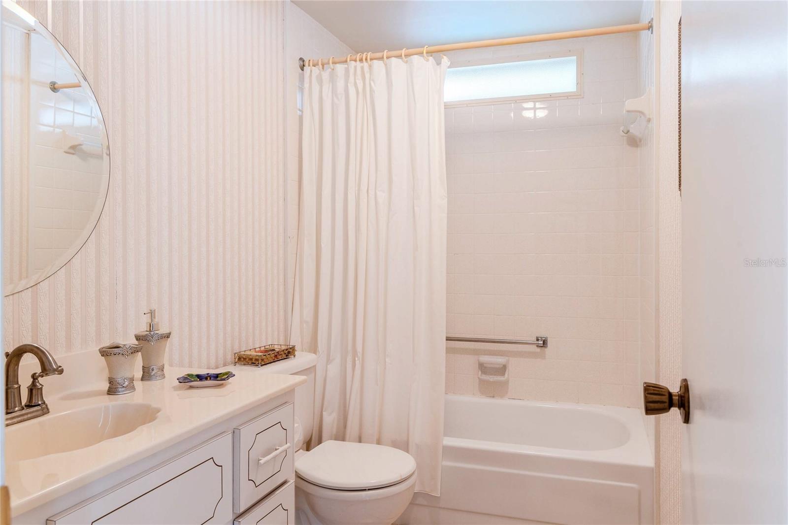 MAPLE LEAF ESTATES - Residential