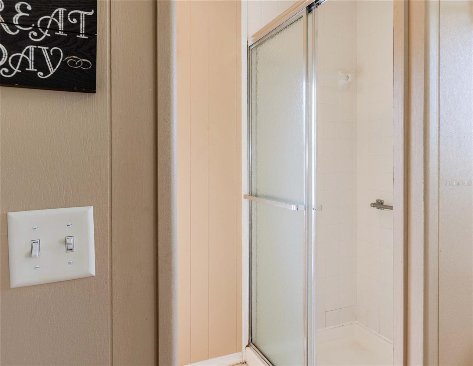 MAPLE LEAF ESTATES - Residential