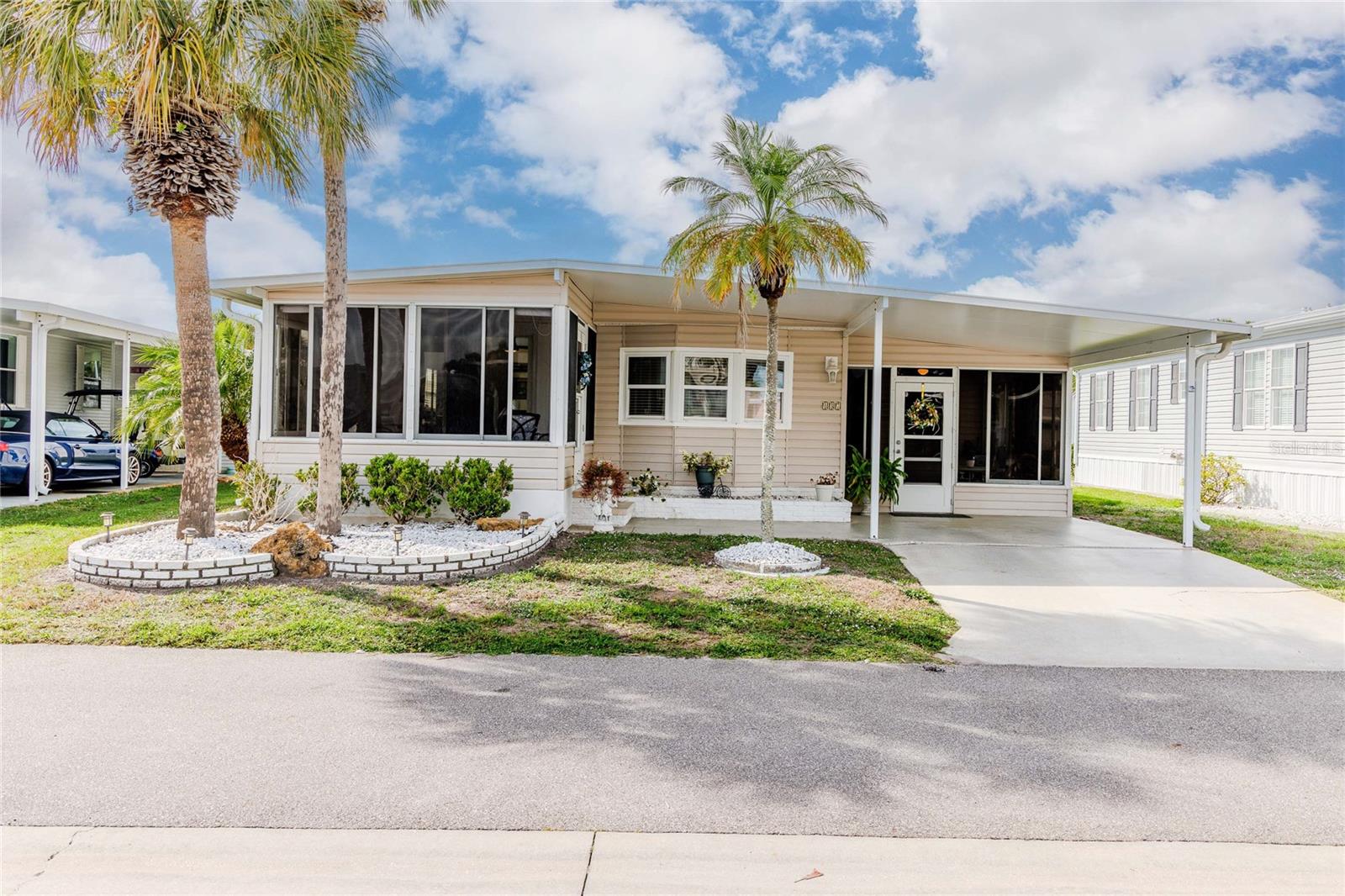 MAPLE LEAF ESTATES - Residential