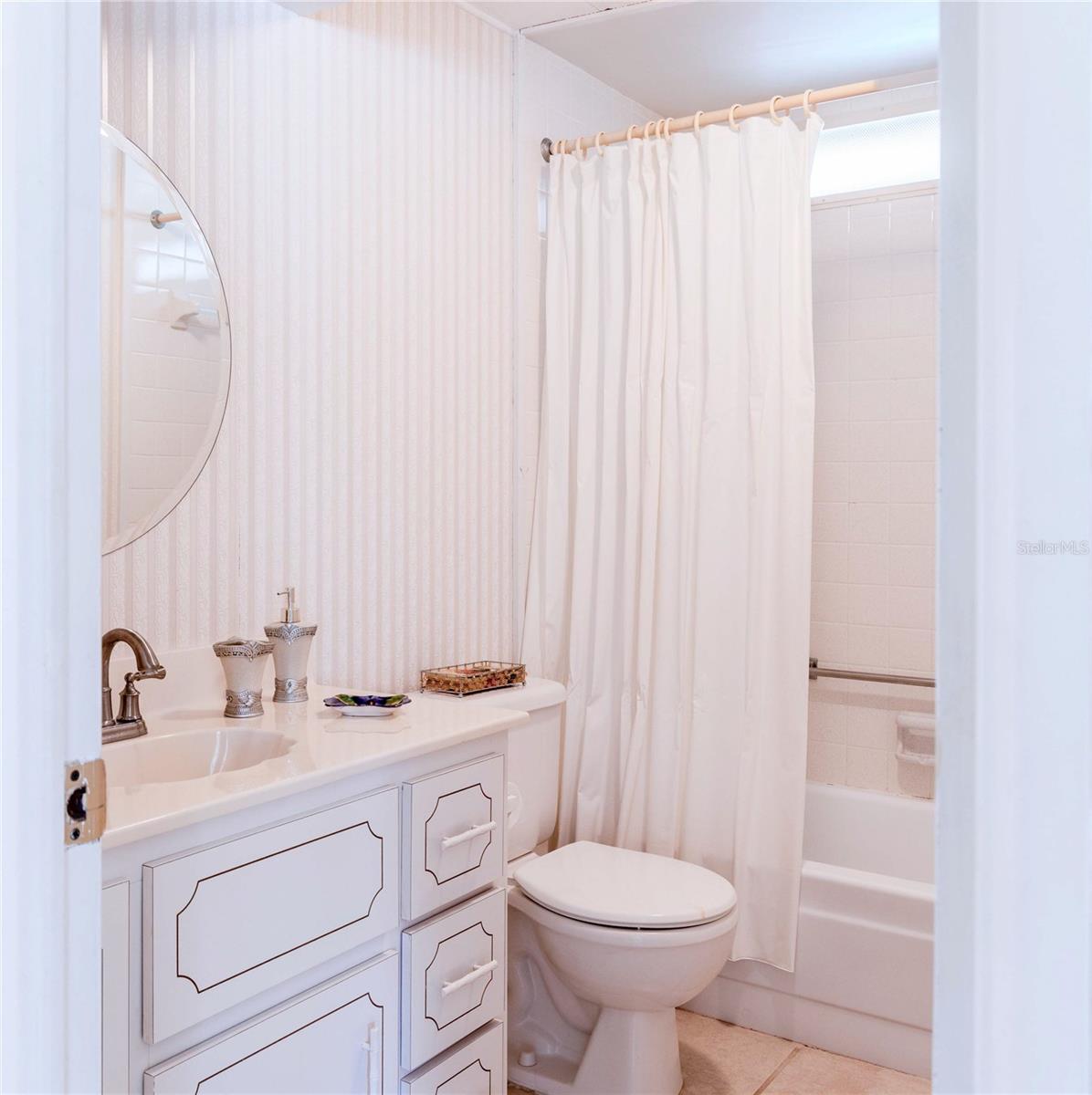 MAPLE LEAF ESTATES - Residential