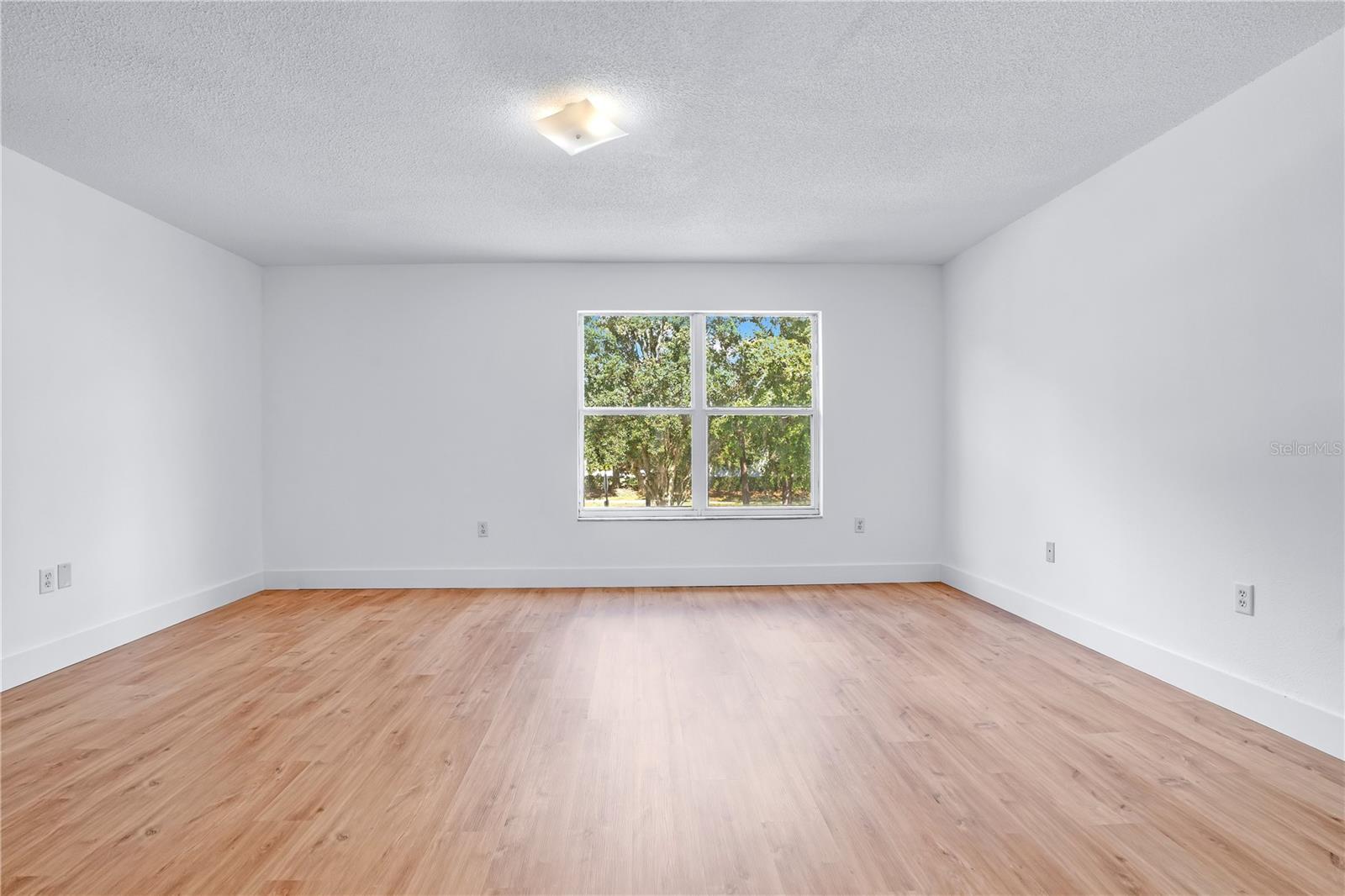 TAMARIND PARKE AT CYPRESS WOODS UNIT 2 - Residential