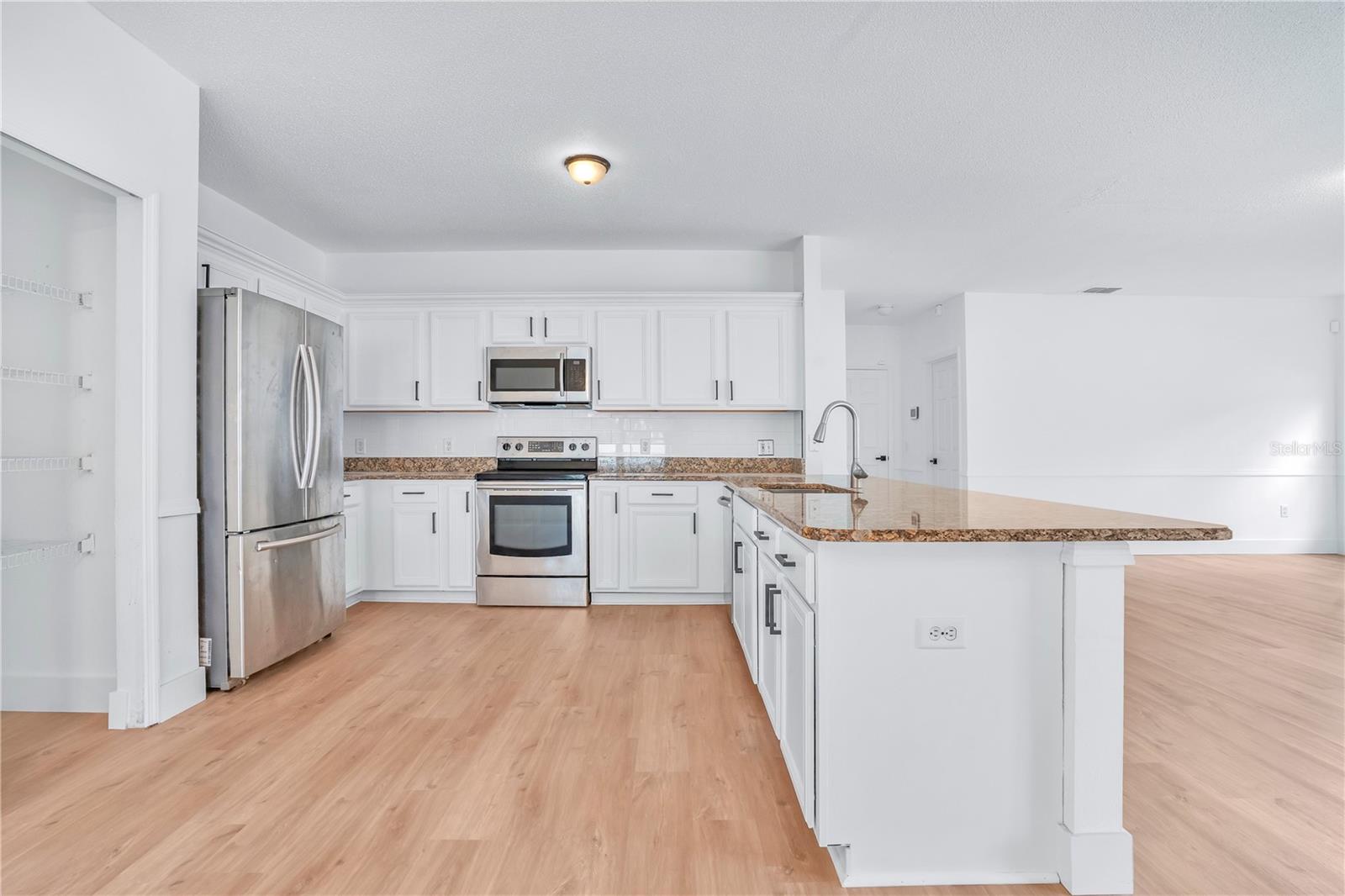 TAMARIND PARKE AT CYPRESS WOODS UNIT 2 - Residential