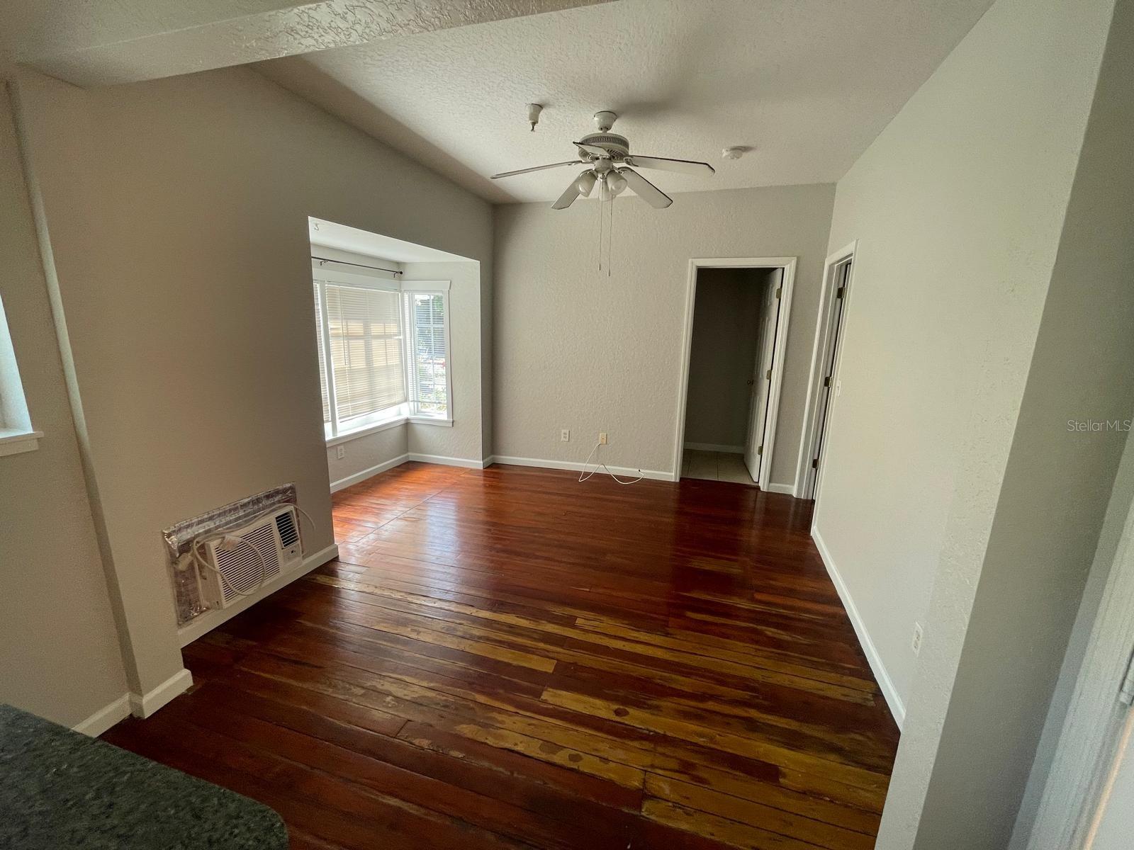 KINYONS H H ADD - Residential Lease