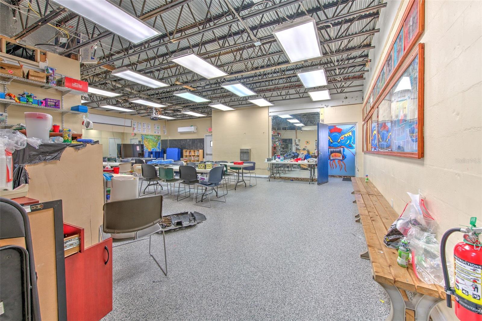 ORANGE TERRACE - Commercial Sale