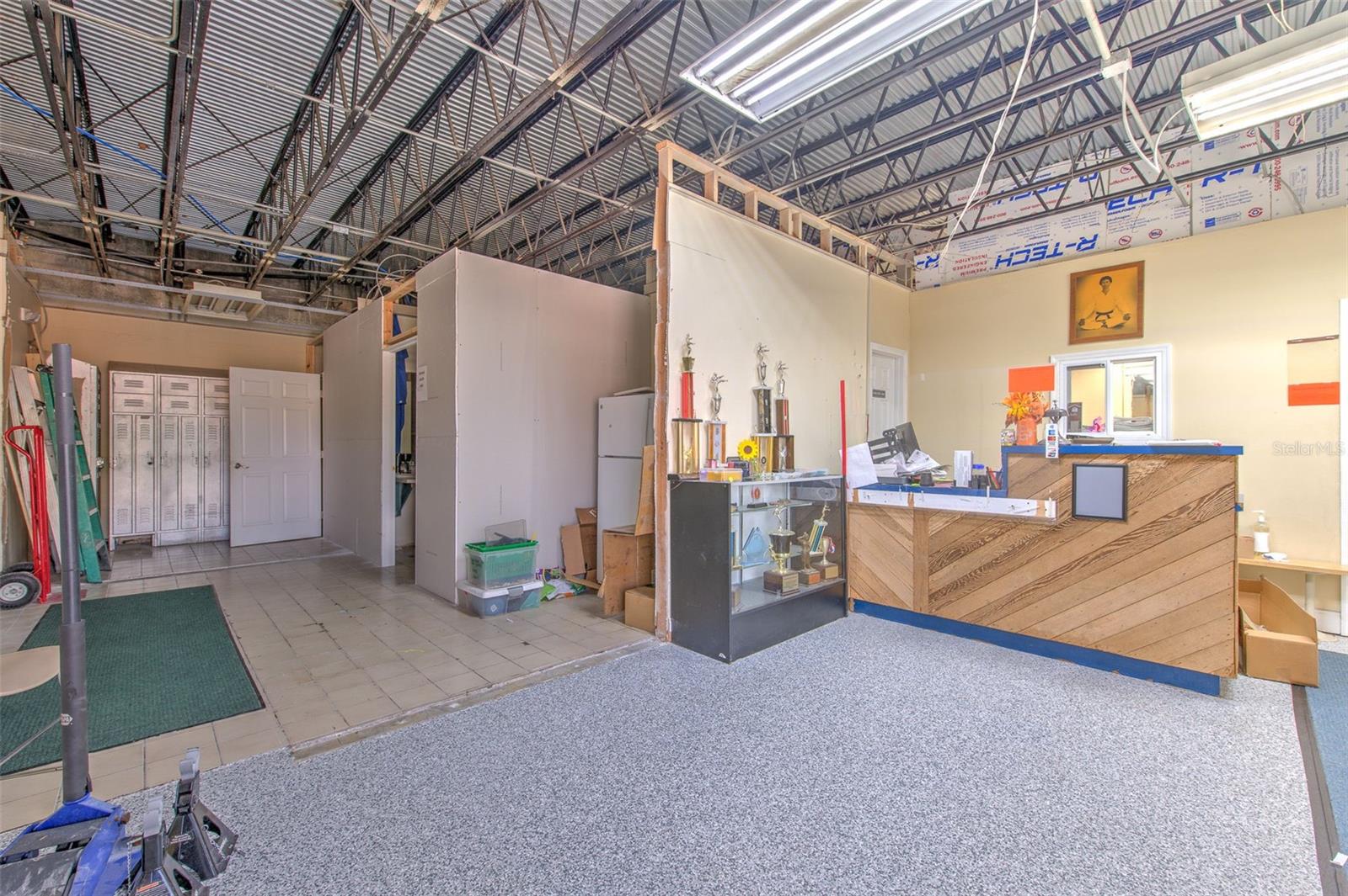 ORANGE TERRACE - Commercial Sale