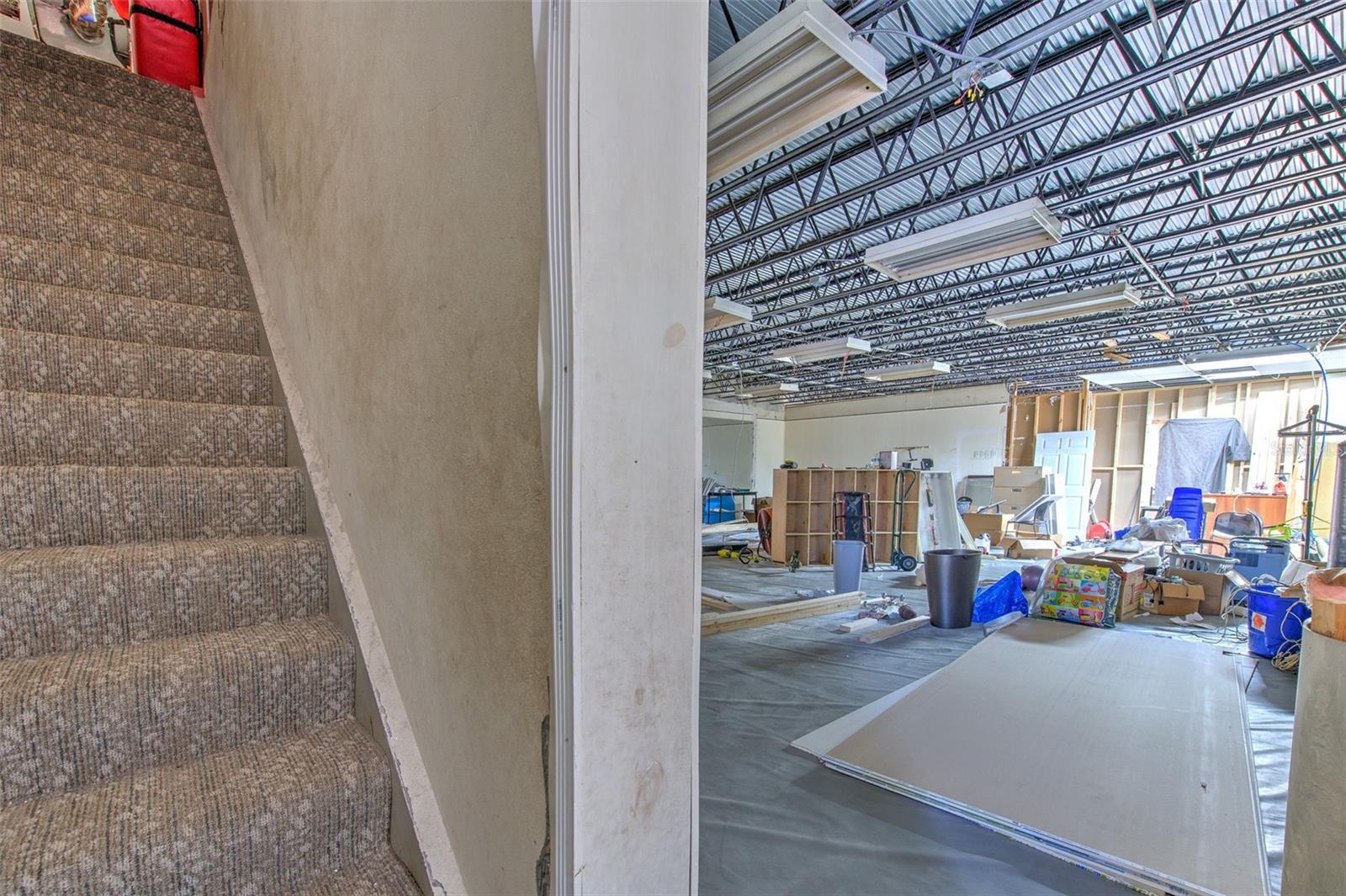 ORANGE TERRACE - Commercial Sale