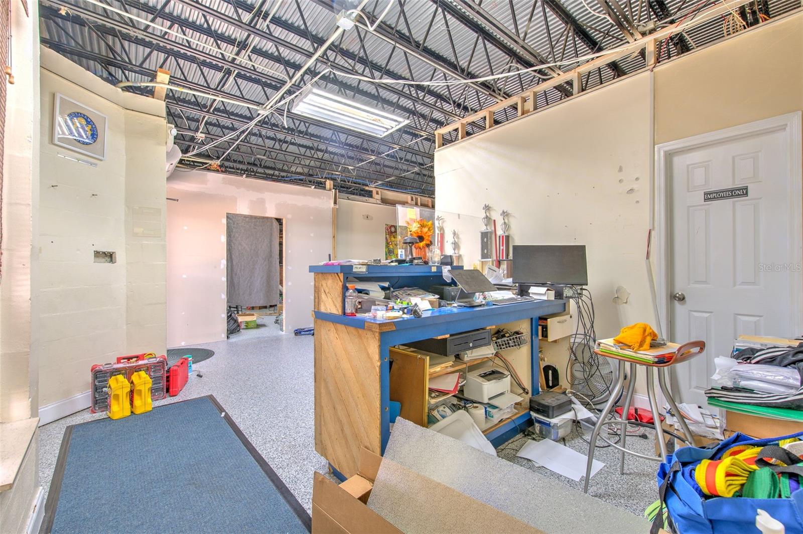 ORANGE TERRACE - Commercial Sale