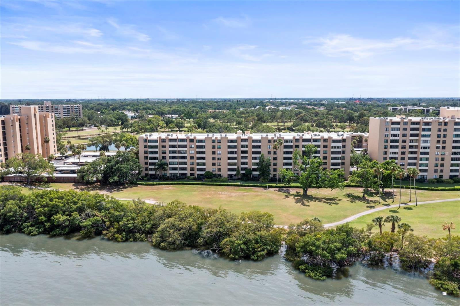COVE CAY 26-17 VILLAGE I - Residential