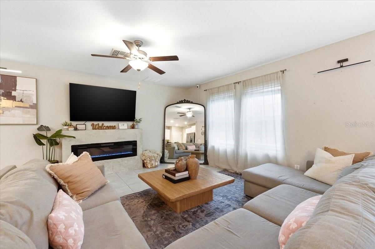 RIVERSTONE PH 1 - Residential