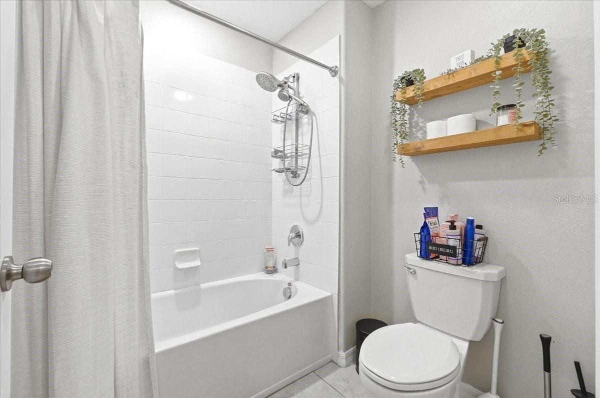 RIVERSTONE PH 1 - Residential