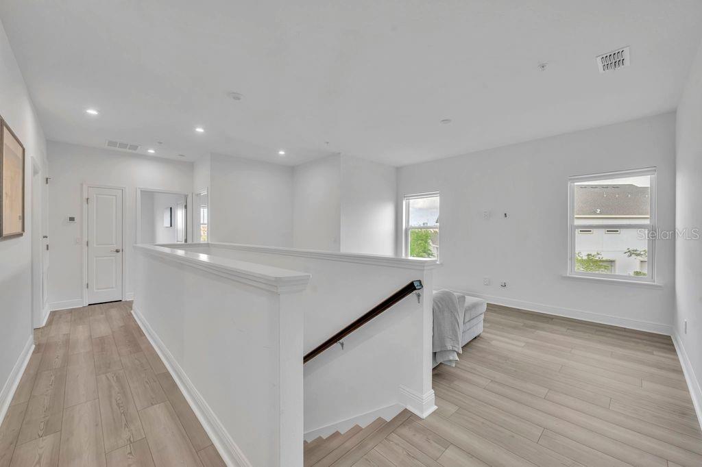 LAUREATE PARK PH 4 - Residential