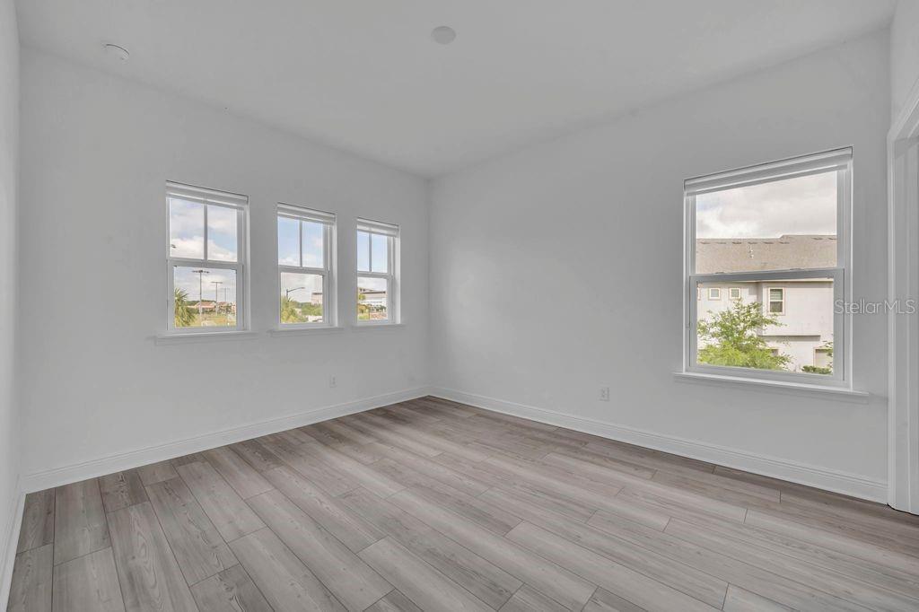 LAUREATE PARK PH 4 - Residential